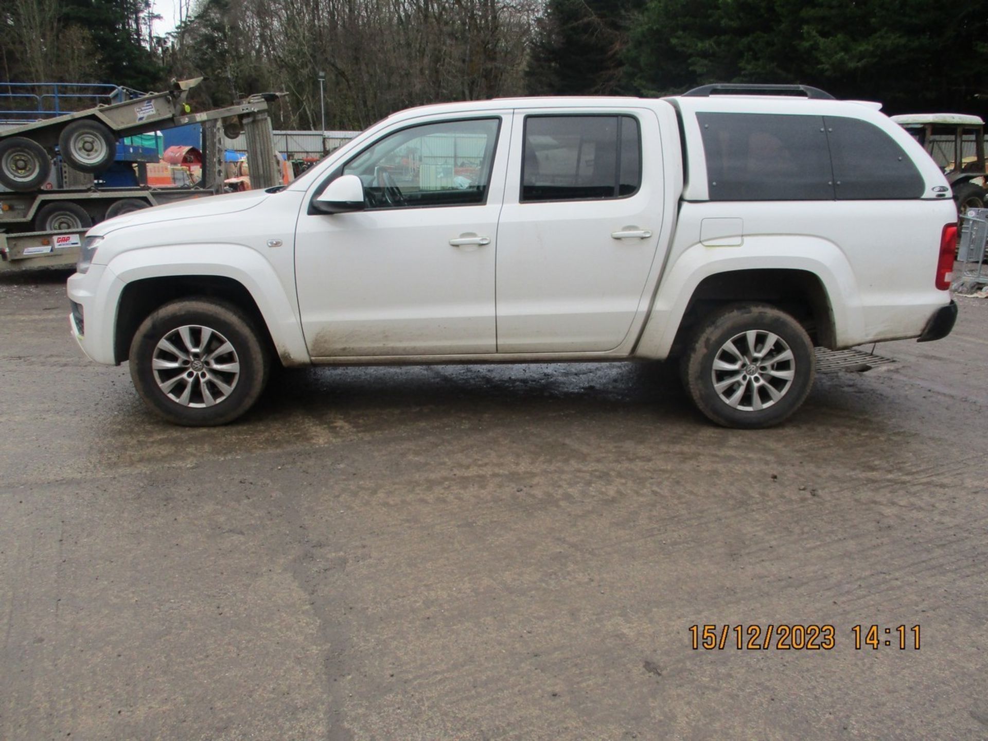 18/18 VOLKSWAGEN AMAROK TRENDLINE V6 TDI 4 - 2967cc 4dr 4x4 (White) - Bild 4 aus 11