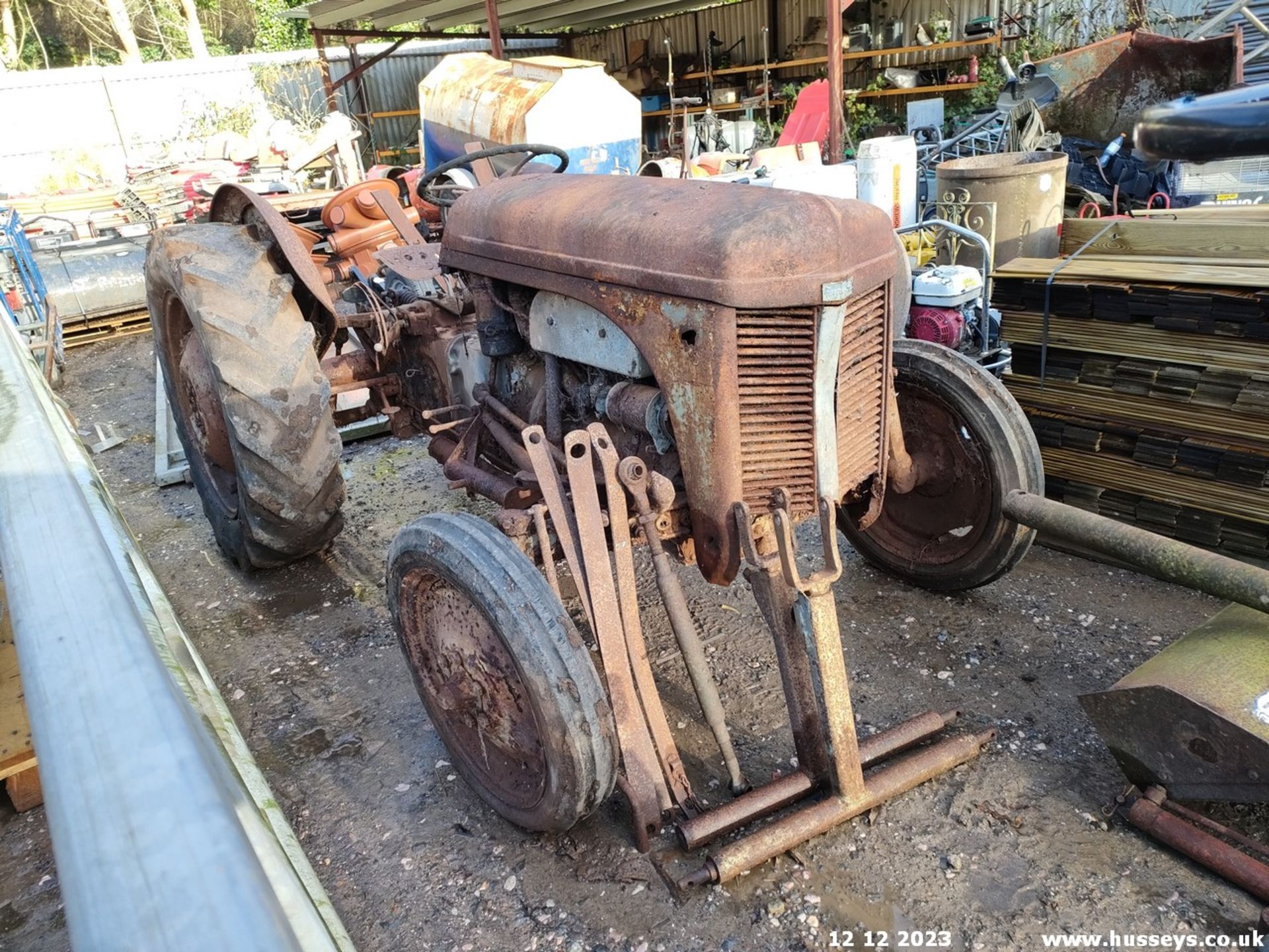 FERGIE T20 TRACTOR - BARN FIND