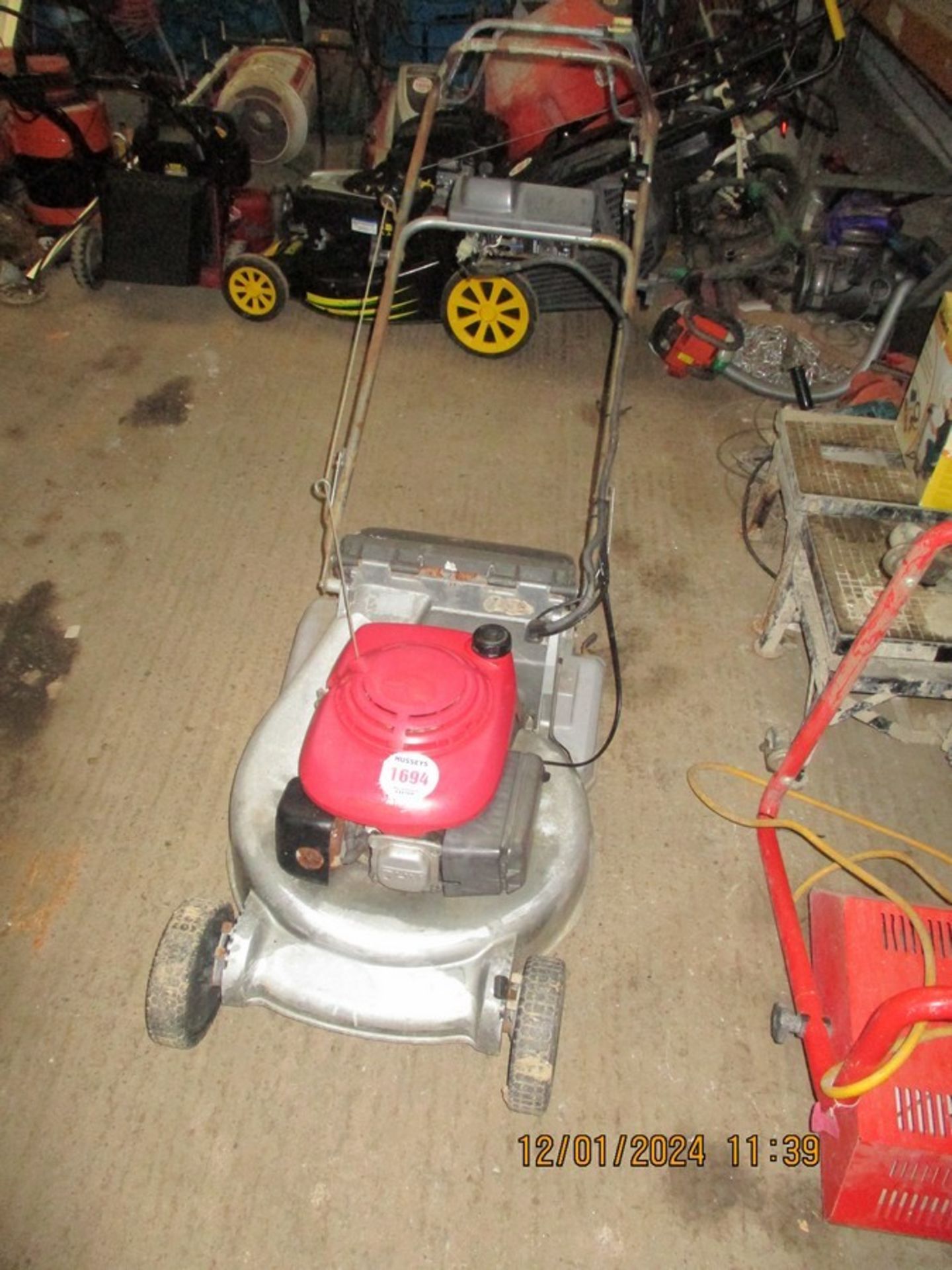 HONDA MOWER C.W REAR ROLLER