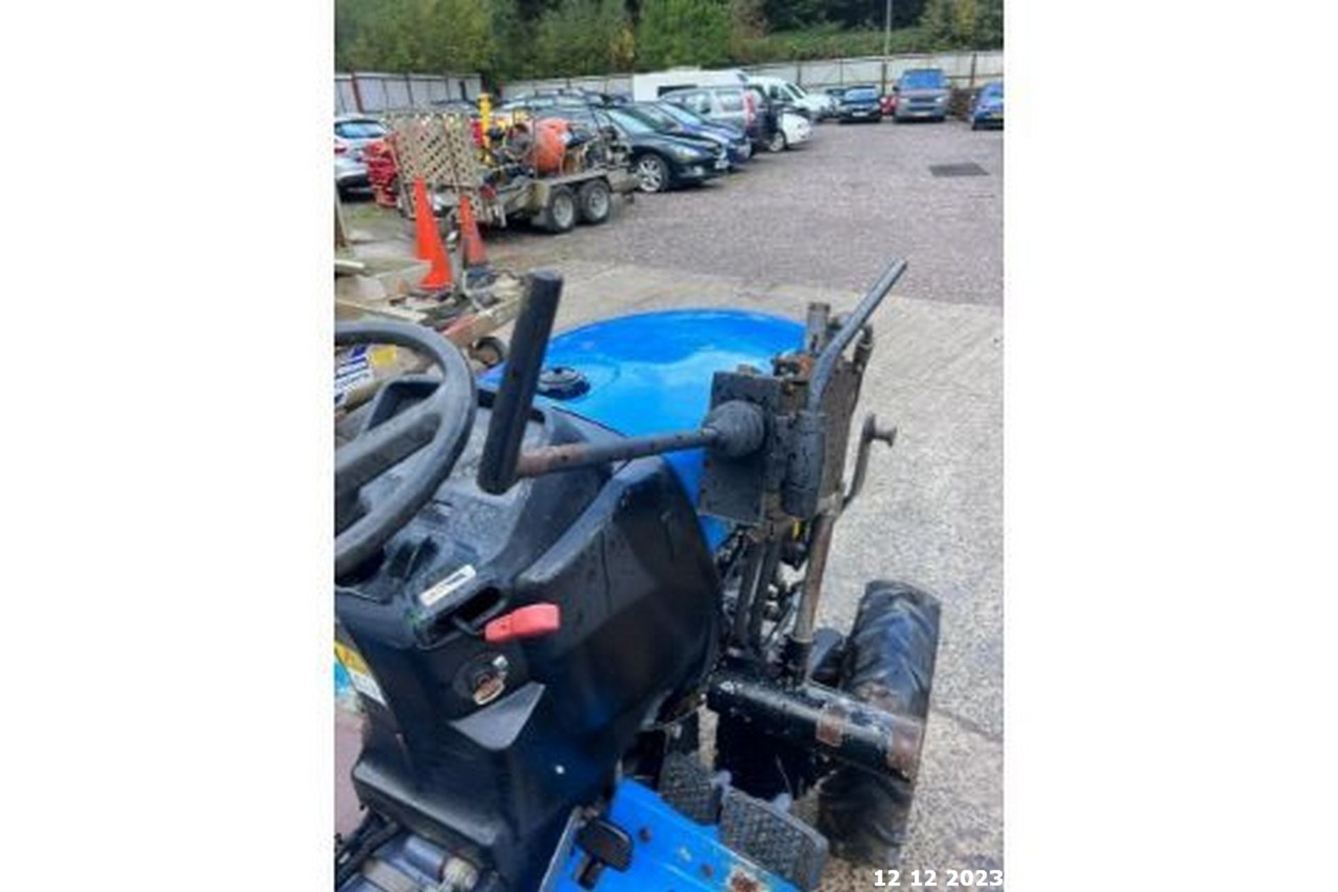 NEW HOLLAND TC21D COMPACT TRACTOR - Bild 14 aus 21