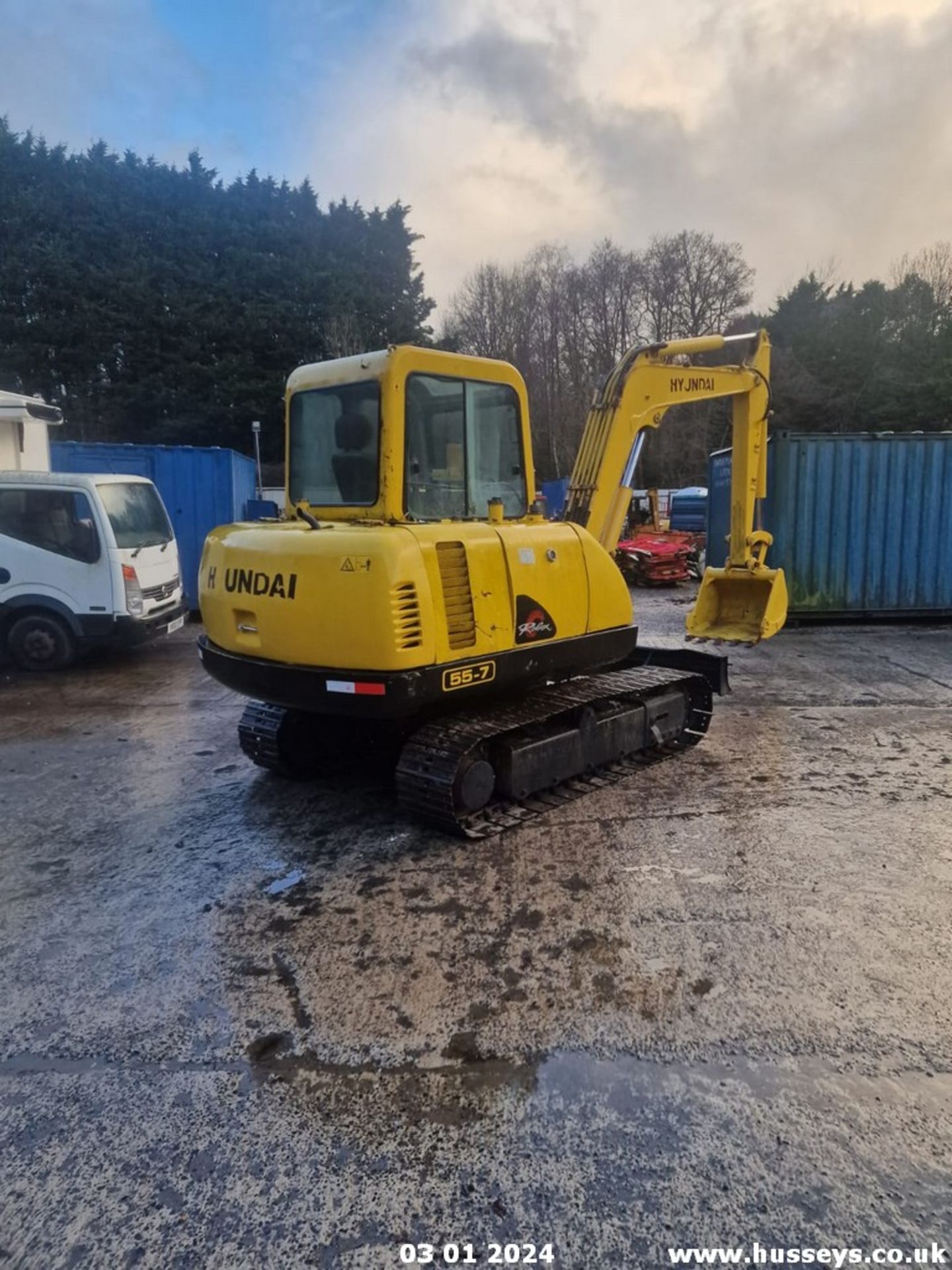 HYUNDAI R55-7 ROBEX EXCAVATOR 2015 ON THE PLATE C.W BUCKET SOLD TO SETTLE A DEBT - Image 5 of 9