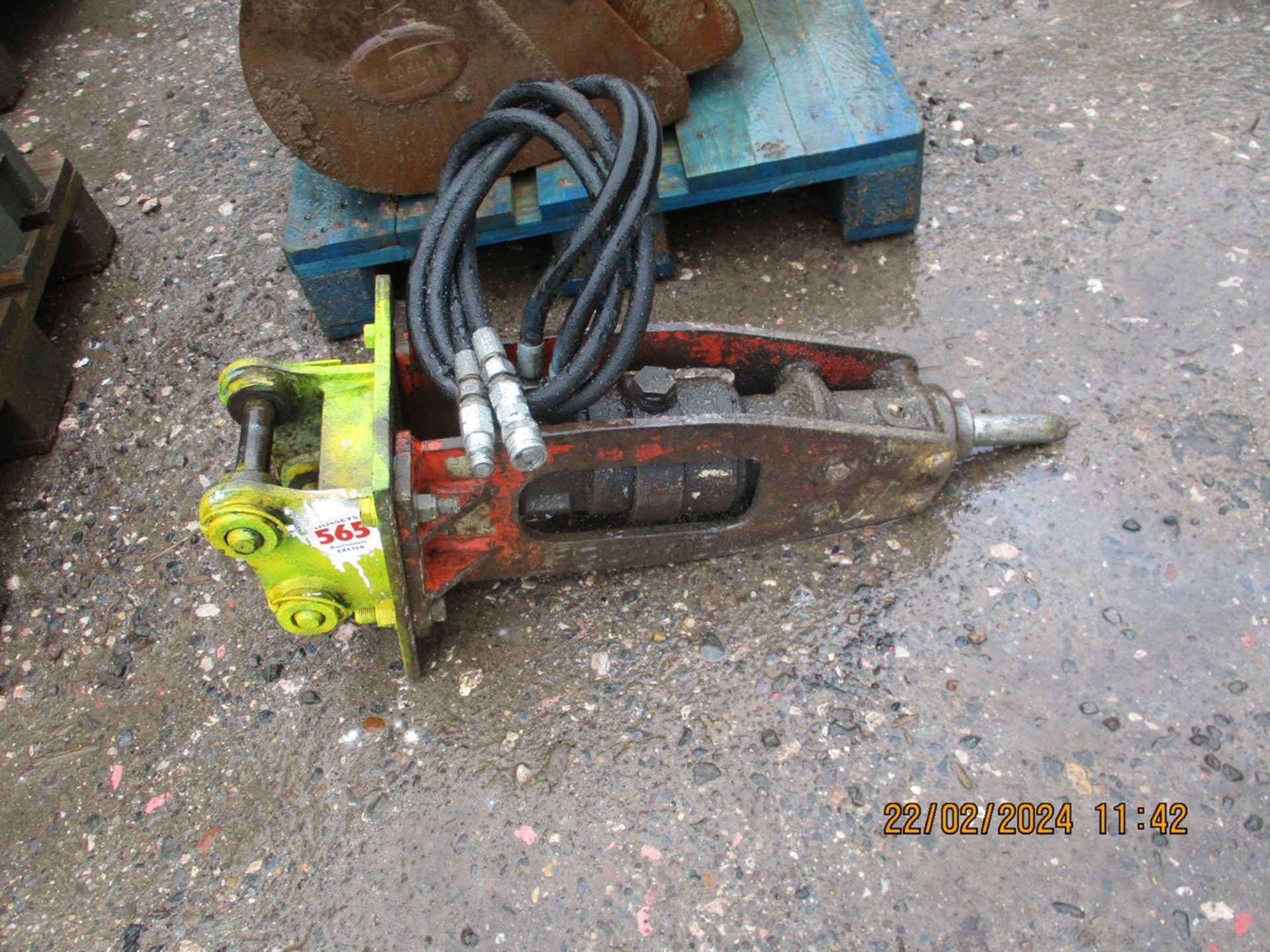 MINI DIGGER BREAKER