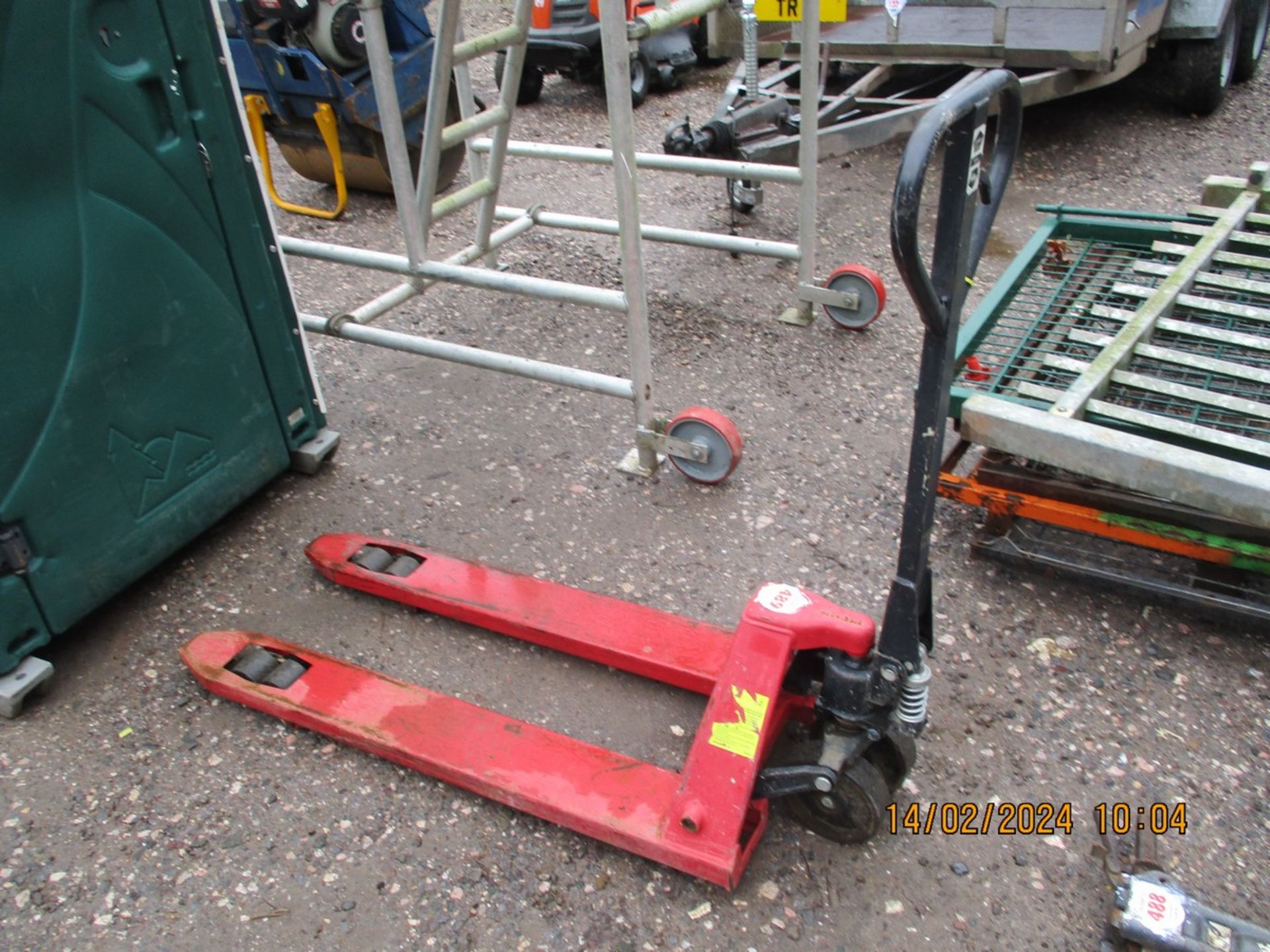 PALLET TRUCK