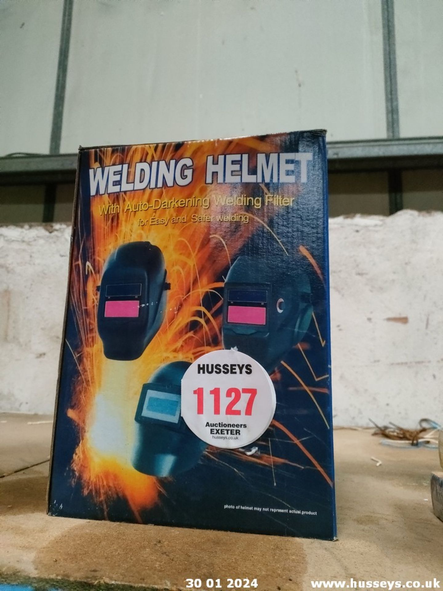 WELDING HELMET