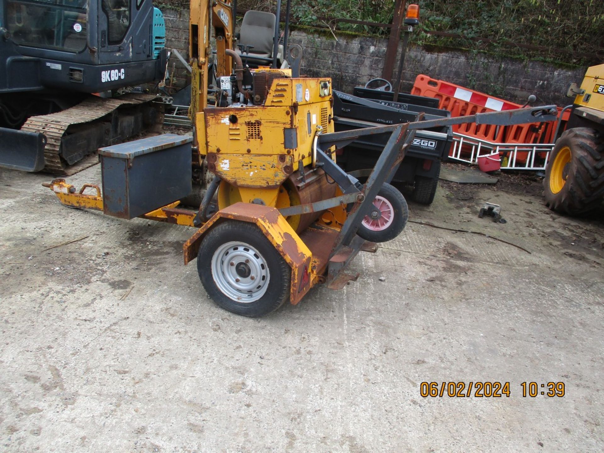 BENFORD PEDESTRIAN ROLLER 2012 C.W TRAILER