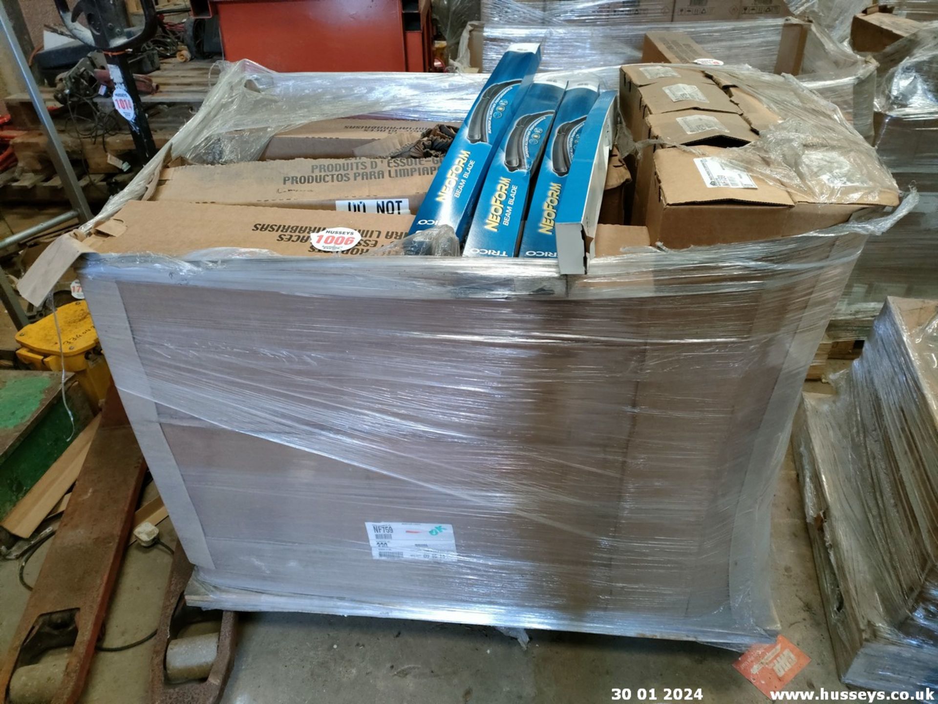 Windscreen Pallets PALLET OF WINDSCREEN WIPERS 30