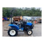 NEW HOLLAND TC21D COMPACT TRACTOR SHOWING 4028HRS