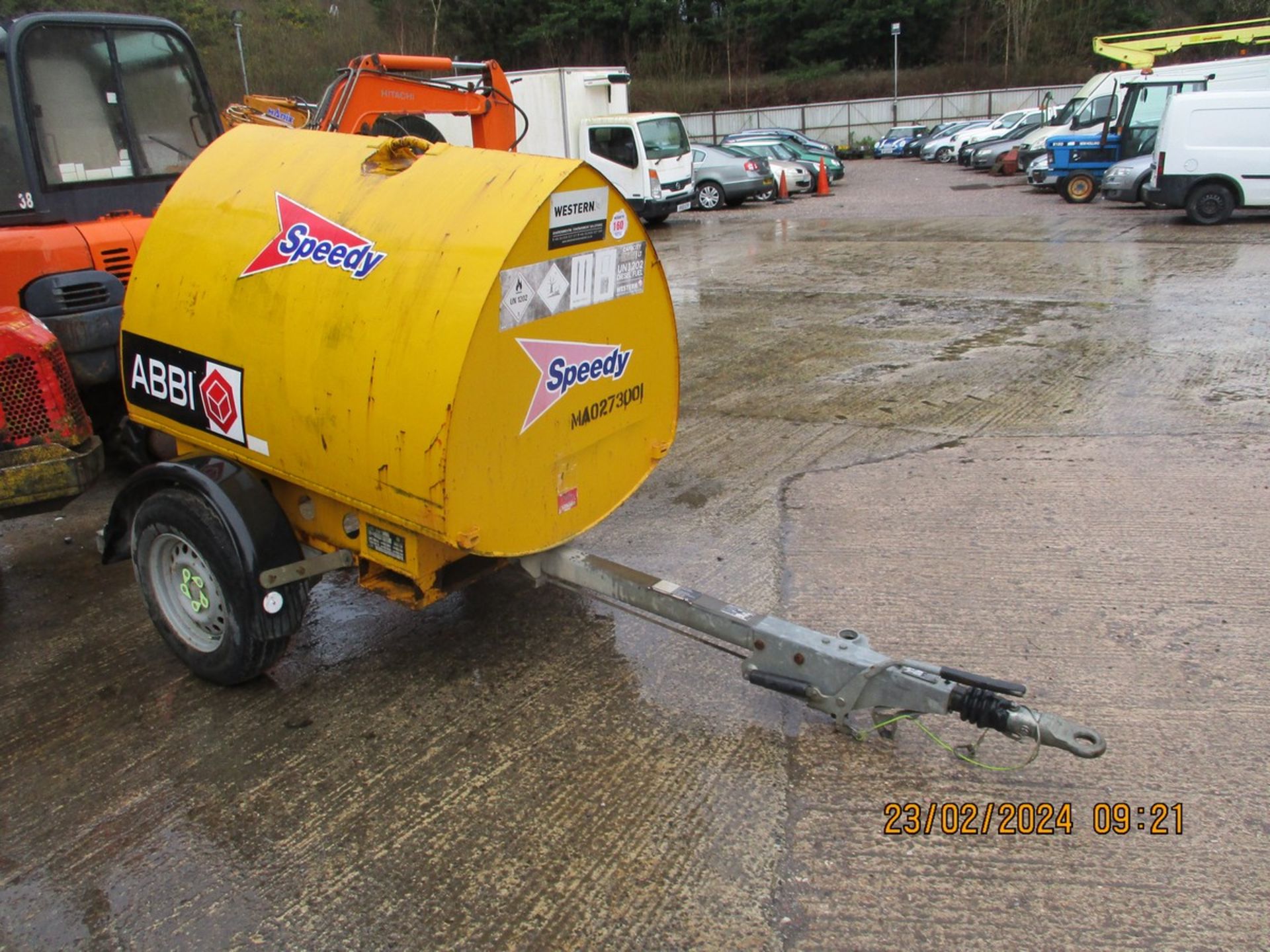 WESTERN 950 LITRE DIESEL BOWSER C.W HAND PUMP