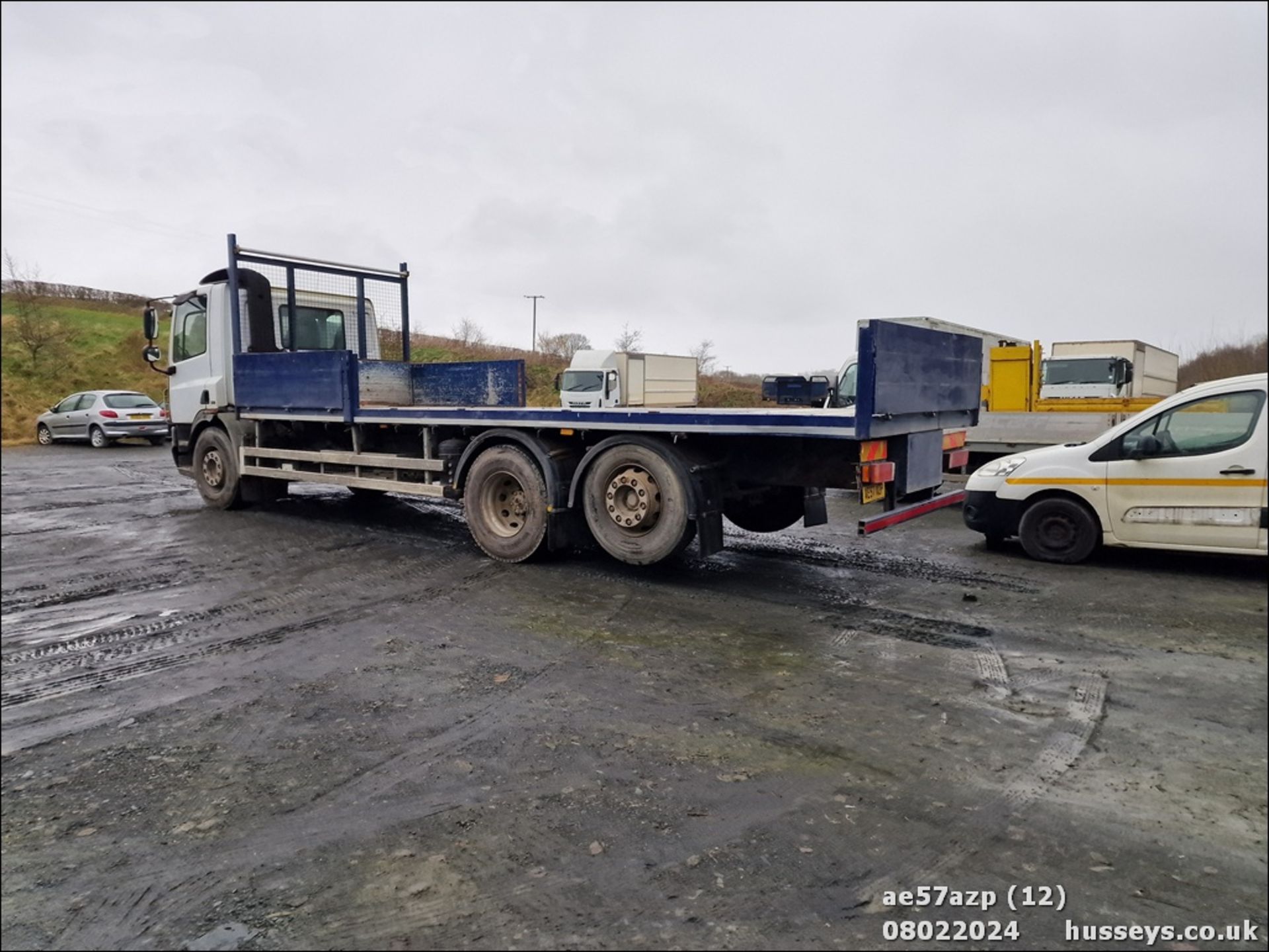 07/57 DAF TRUCKS CF 26T - 9200cc 2dr Flat Bed (Blue) - Image 12 of 35