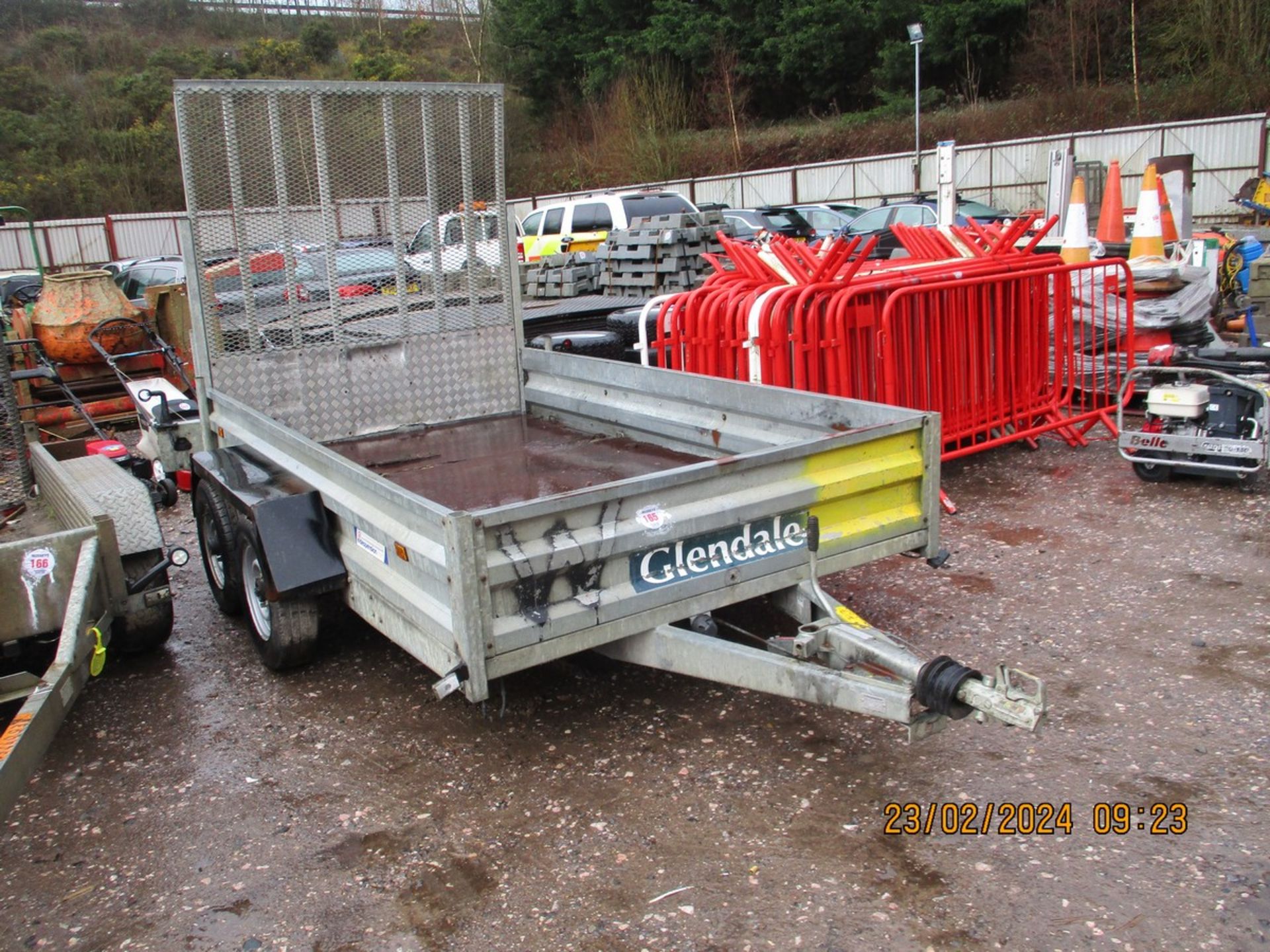 INDESPENSION TWIN AXLE PLANT TRAILER C.W FULL RAMP