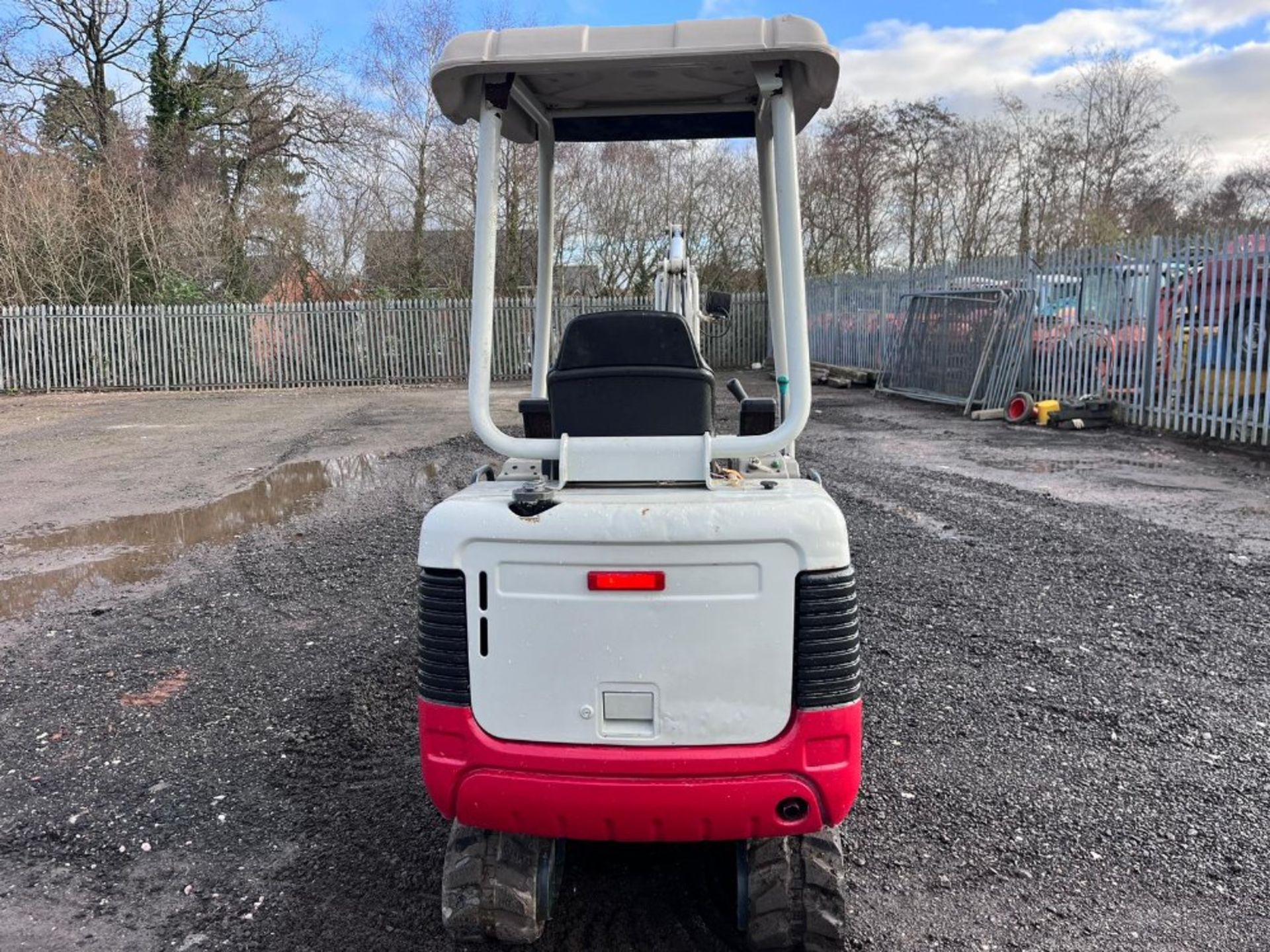 TAKEUCHI TB016 DIGGER 2014 2852HRS C.W QH 4 BUCKETS EXPANDING TRACKS 2 SPEED RTD - Image 6 of 12