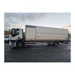 11/61 IVECO STRALIS - 7790cc 2dr Lorry (White)