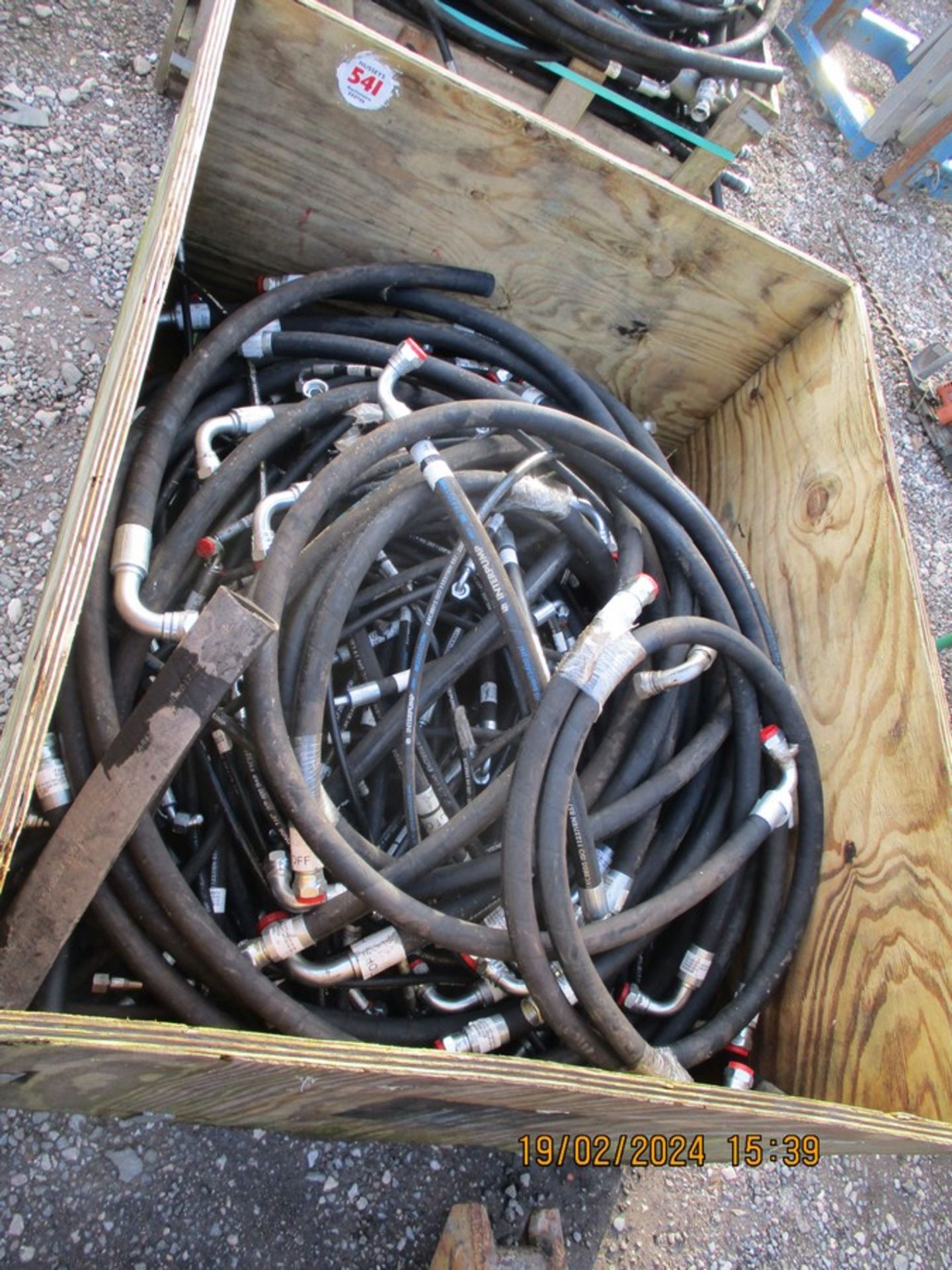 CRATE OF HYDRAULIC HOSES