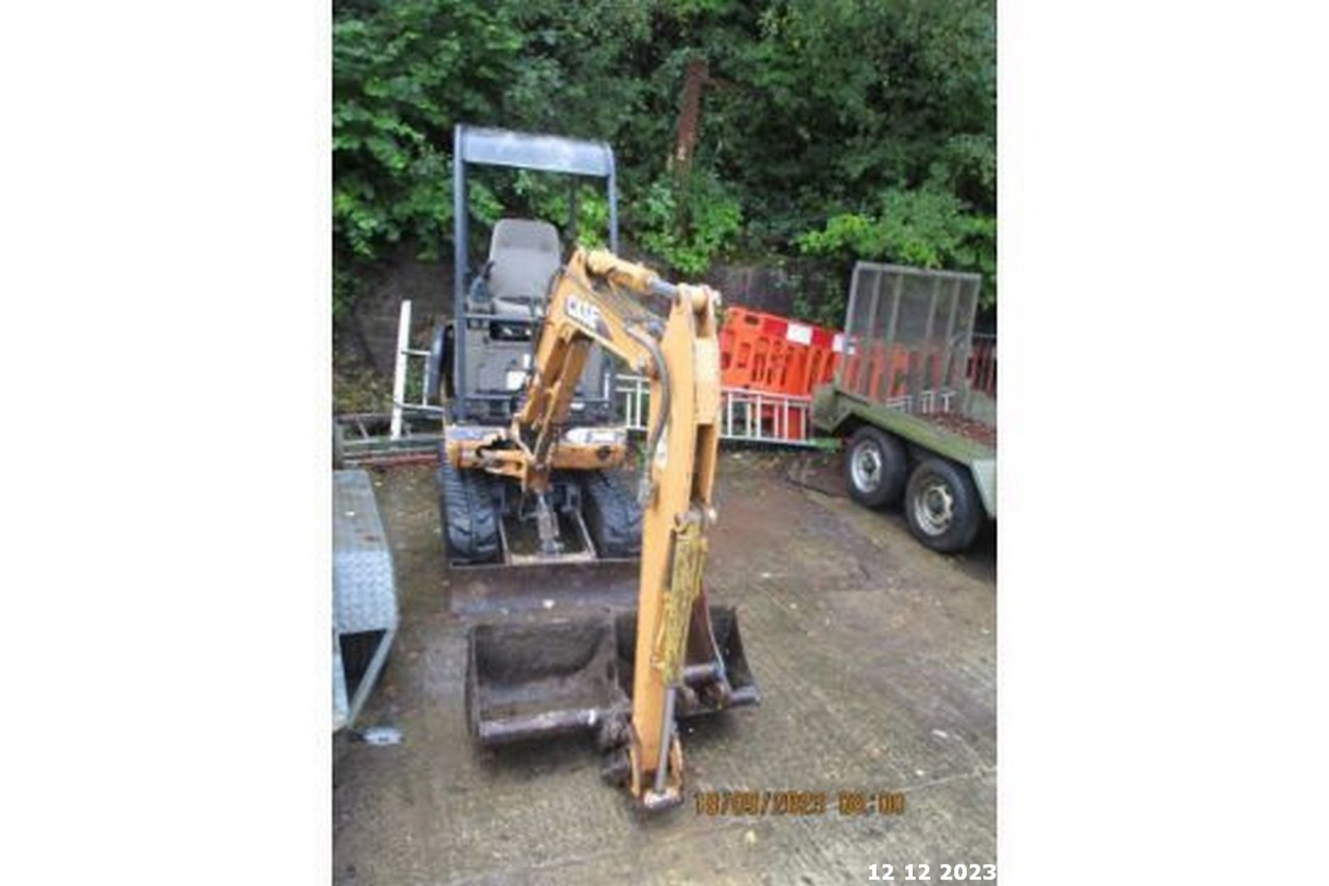 CASE CX16B MINI DIGGER C.W 2 BUCKETS - Image 6 of 13