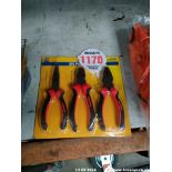 PLIER SET