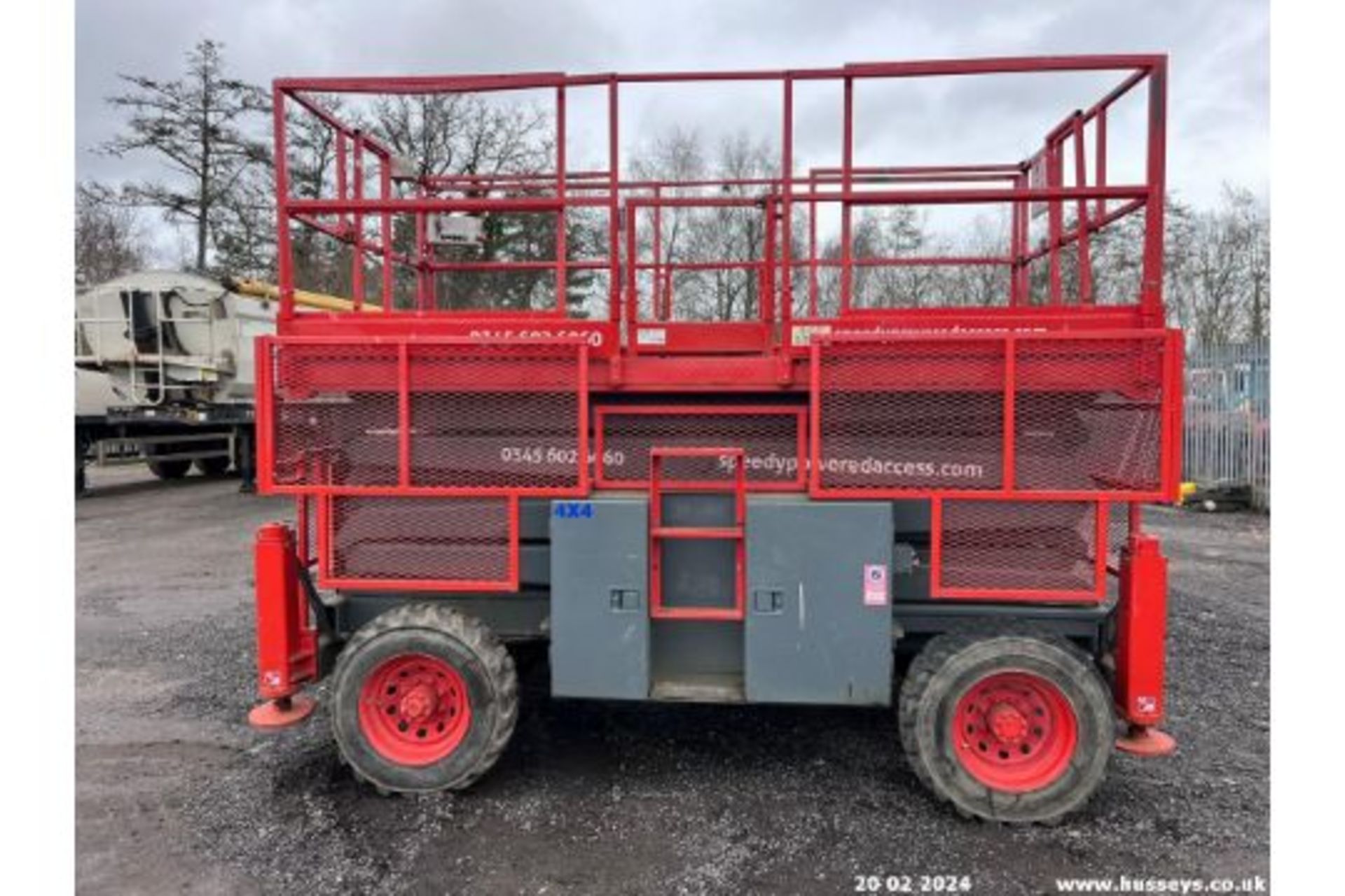 SKYJACK SJ8841 4WD SCISSOR LIFT KUBOTA DIESEL ENGINE RDL