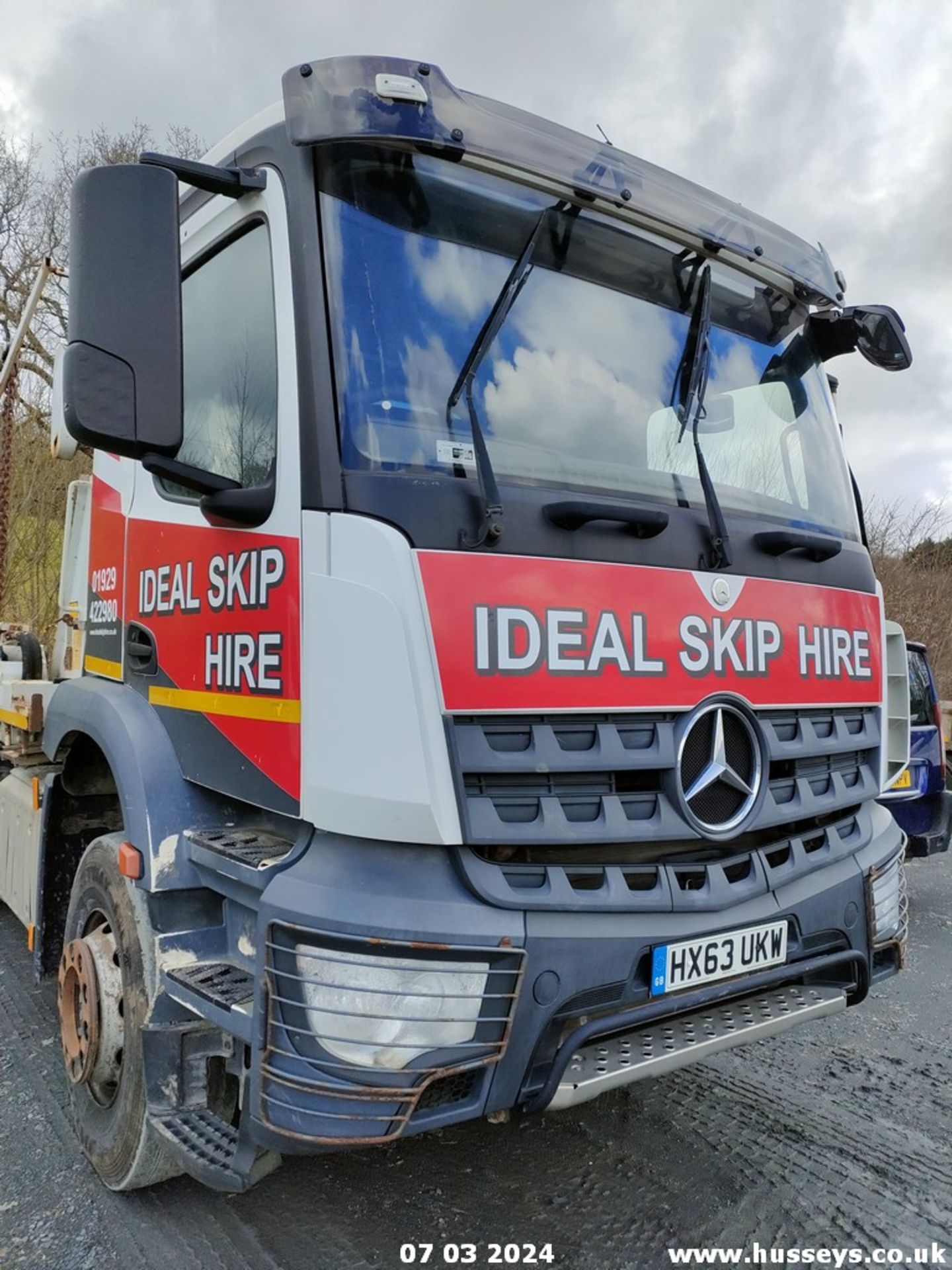 13/63 MERCEDES AROCS (1) SKIP LORRY - 7698cc 2dr (White) - Image 17 of 50