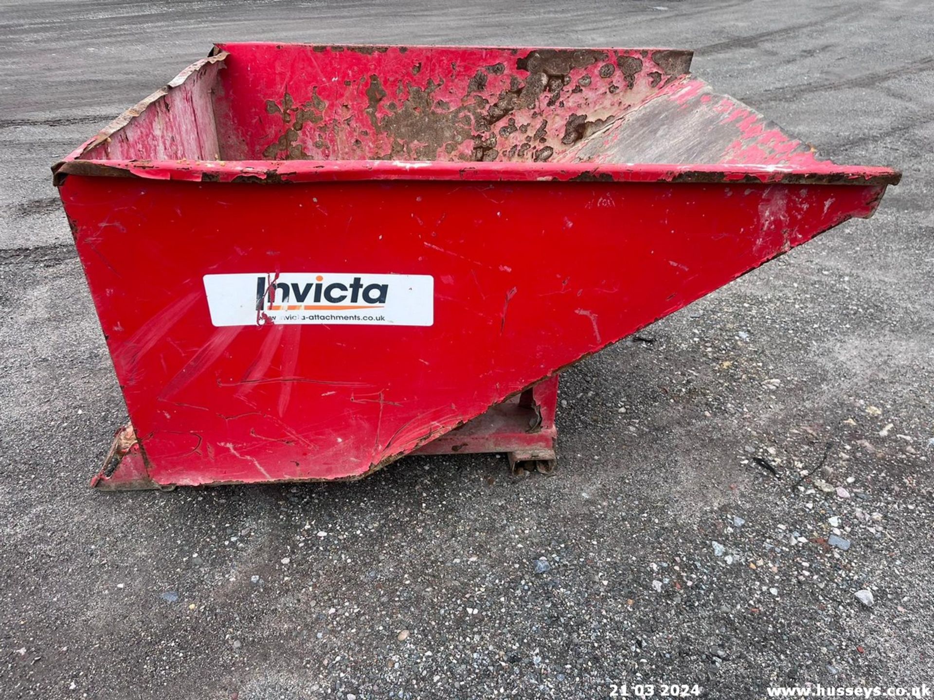 INVICTA TIPPING SKIP 2021