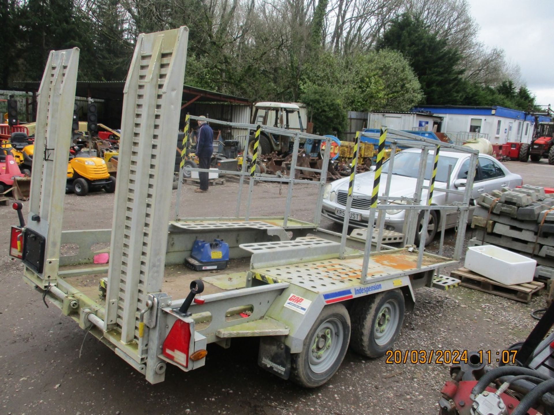 INDESPENSION DIGGER TRAILER BED SIZE APPROX 10FTX5FT8 - Image 4 of 4