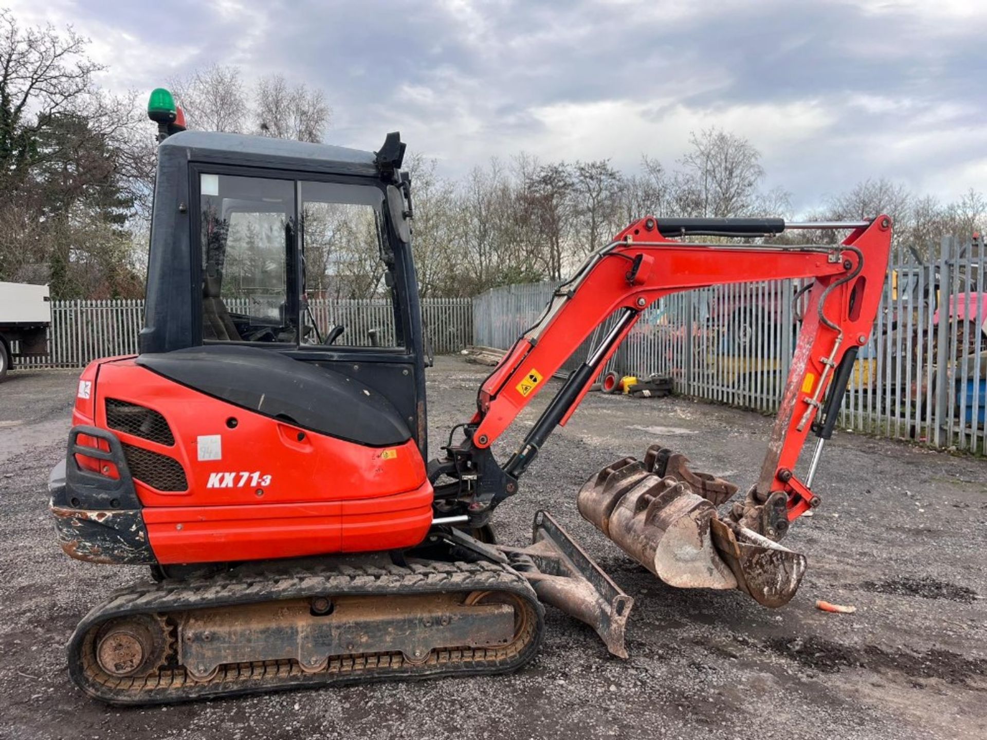 KUBOTA KX71 DIGGER 2017 2342HRS C.W 4 BUCKETS & QH BLACK & RED KEYS - Bild 2 aus 16