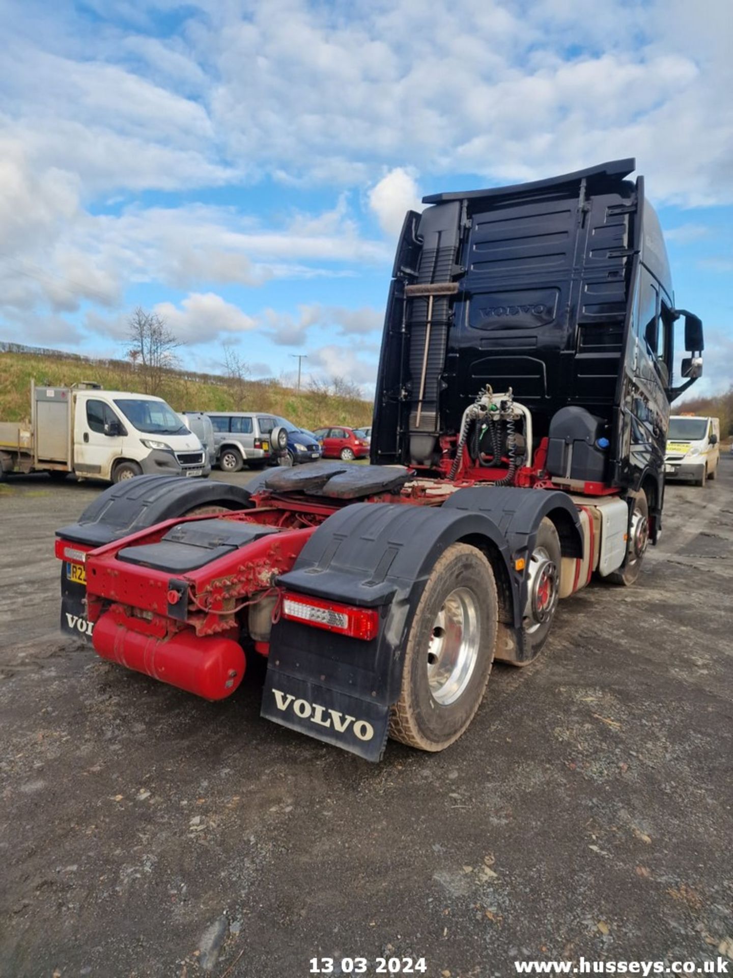 2015 VOLVO FH - 12777cc 2dr Tractor Unit (Black) - Bild 7 aus 17