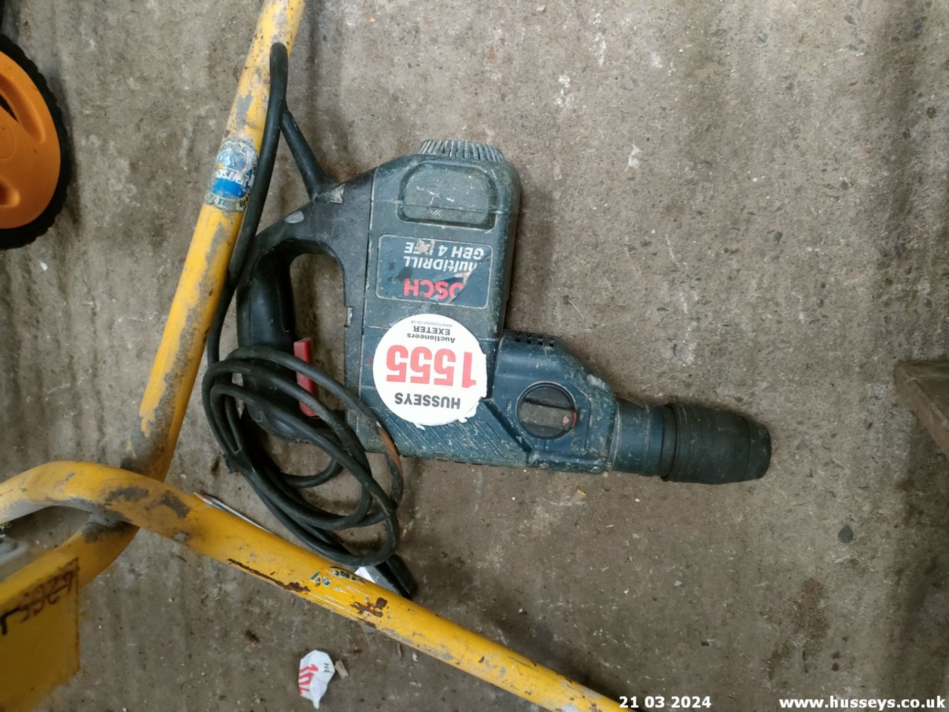 BOSCH HAMMER DRILL