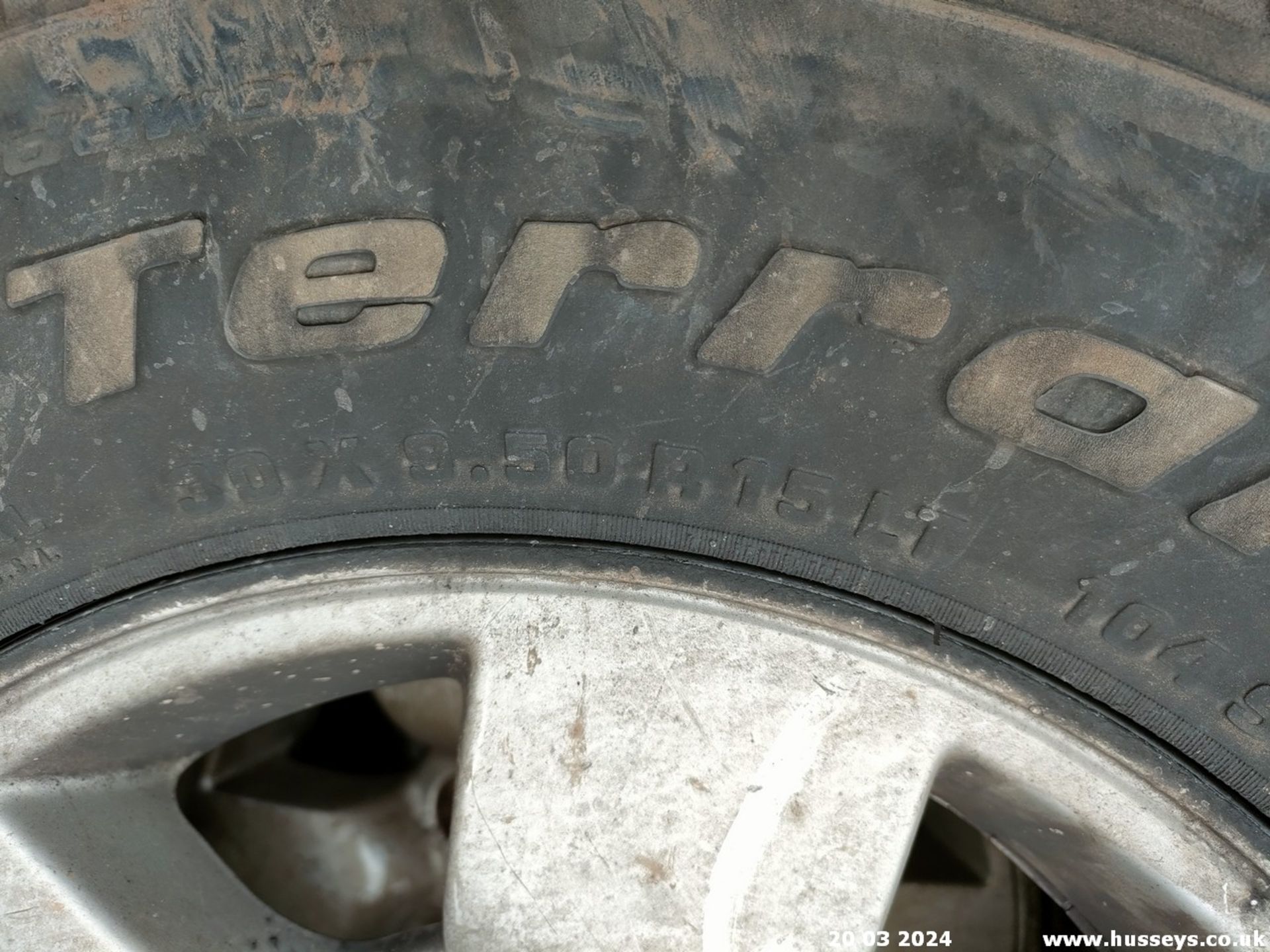 4 HILUX WHEELS - Image 2 of 2