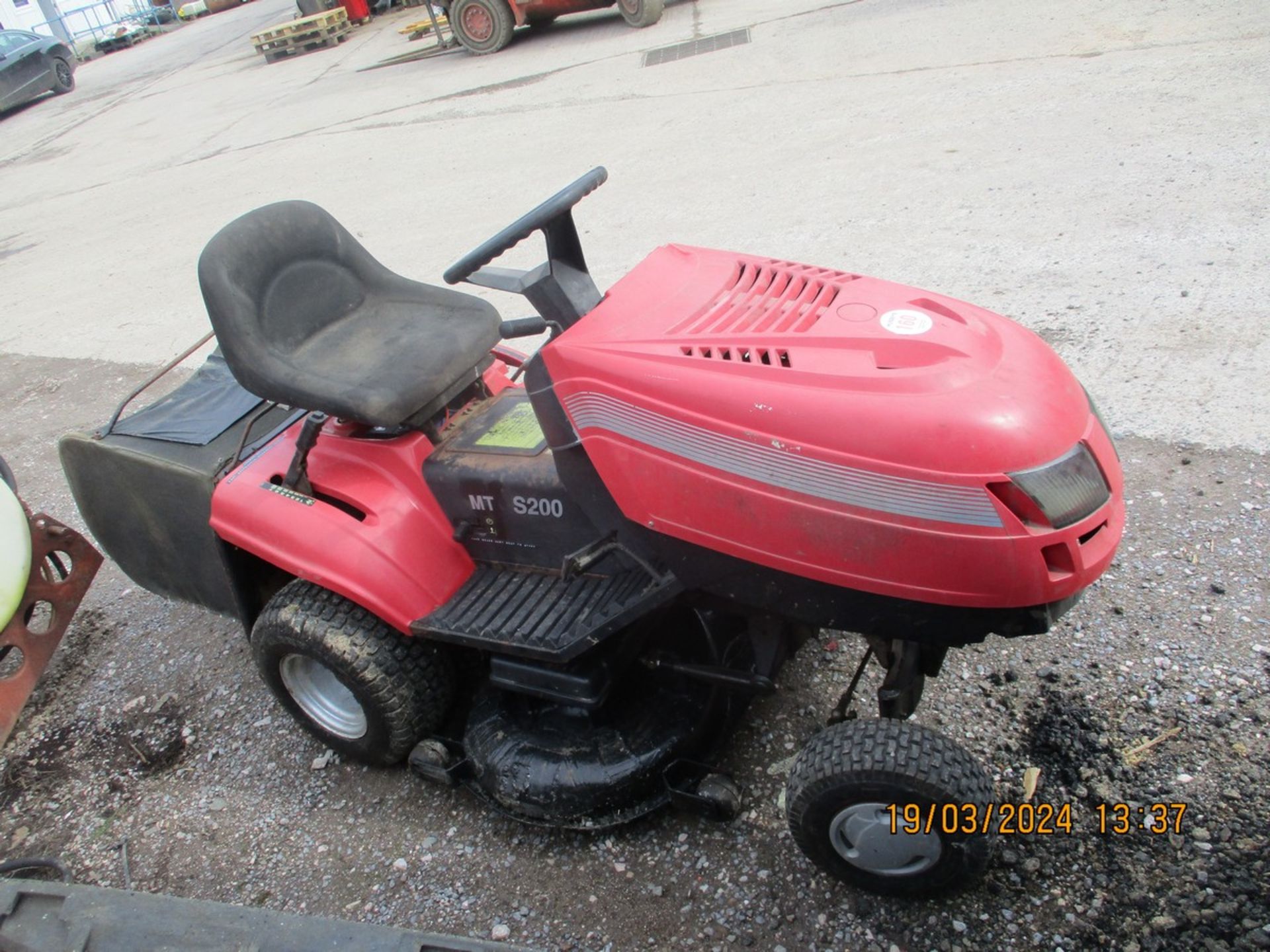 RIDE ON MOWER - Image 3 of 3