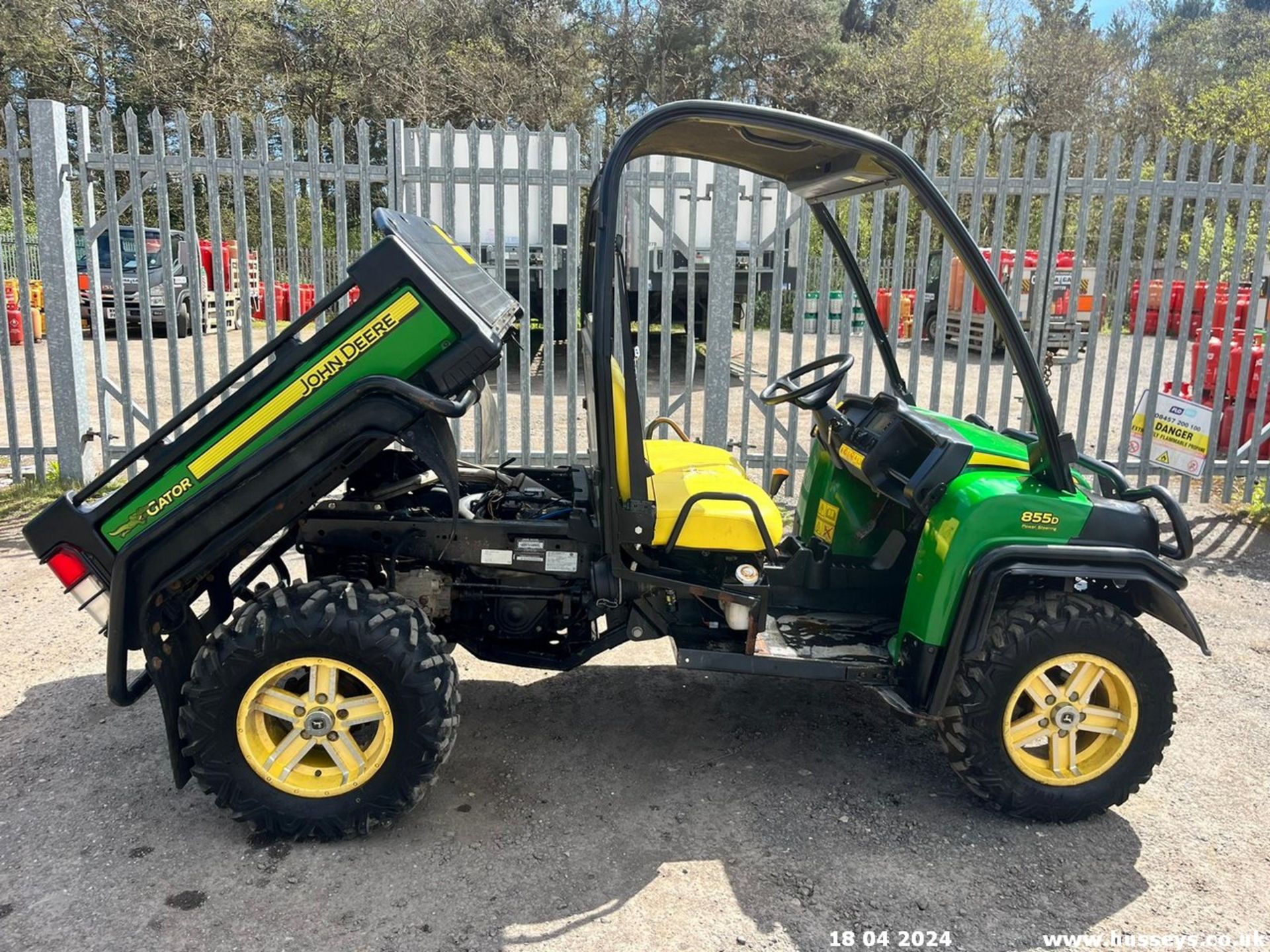 JOHN DEERE 855D GATOR 2016 ALLOY WHEELS POWER STEERING TIPPING BUTT RD - Image 5 of 16