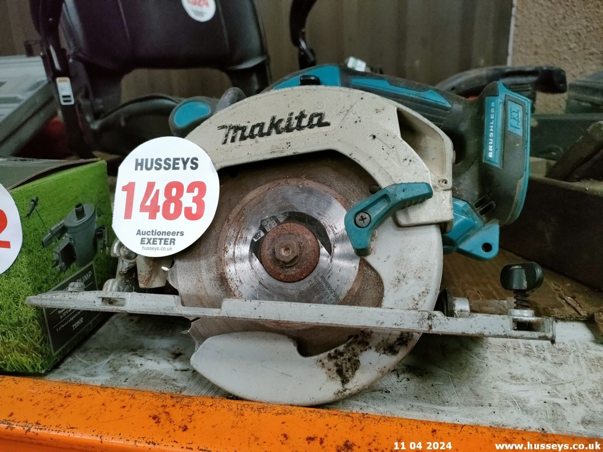 CORDLESS MAKITA SAW