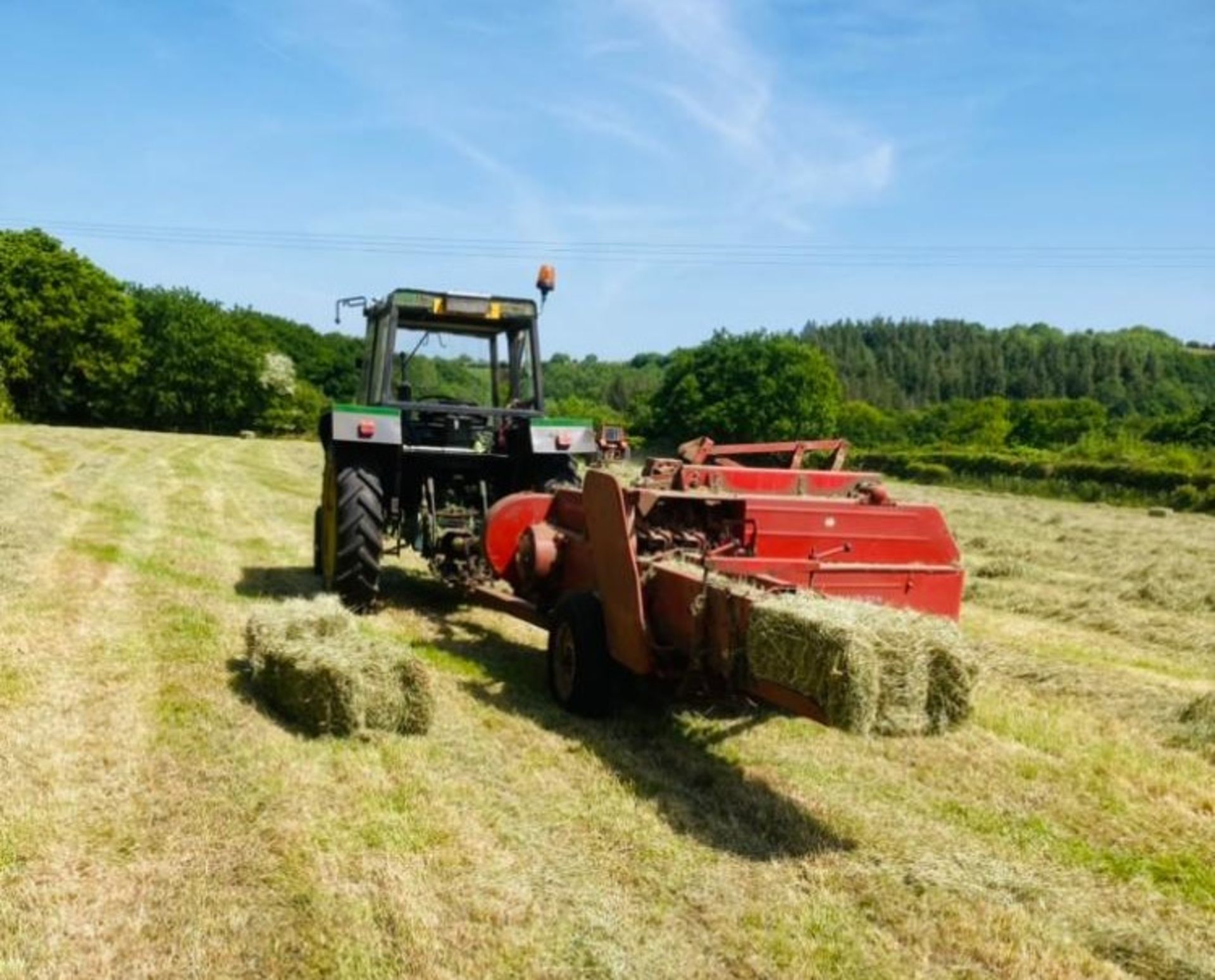 MASSEY FERGUSON CONVENTIONAL BALER - Image 2 of 2