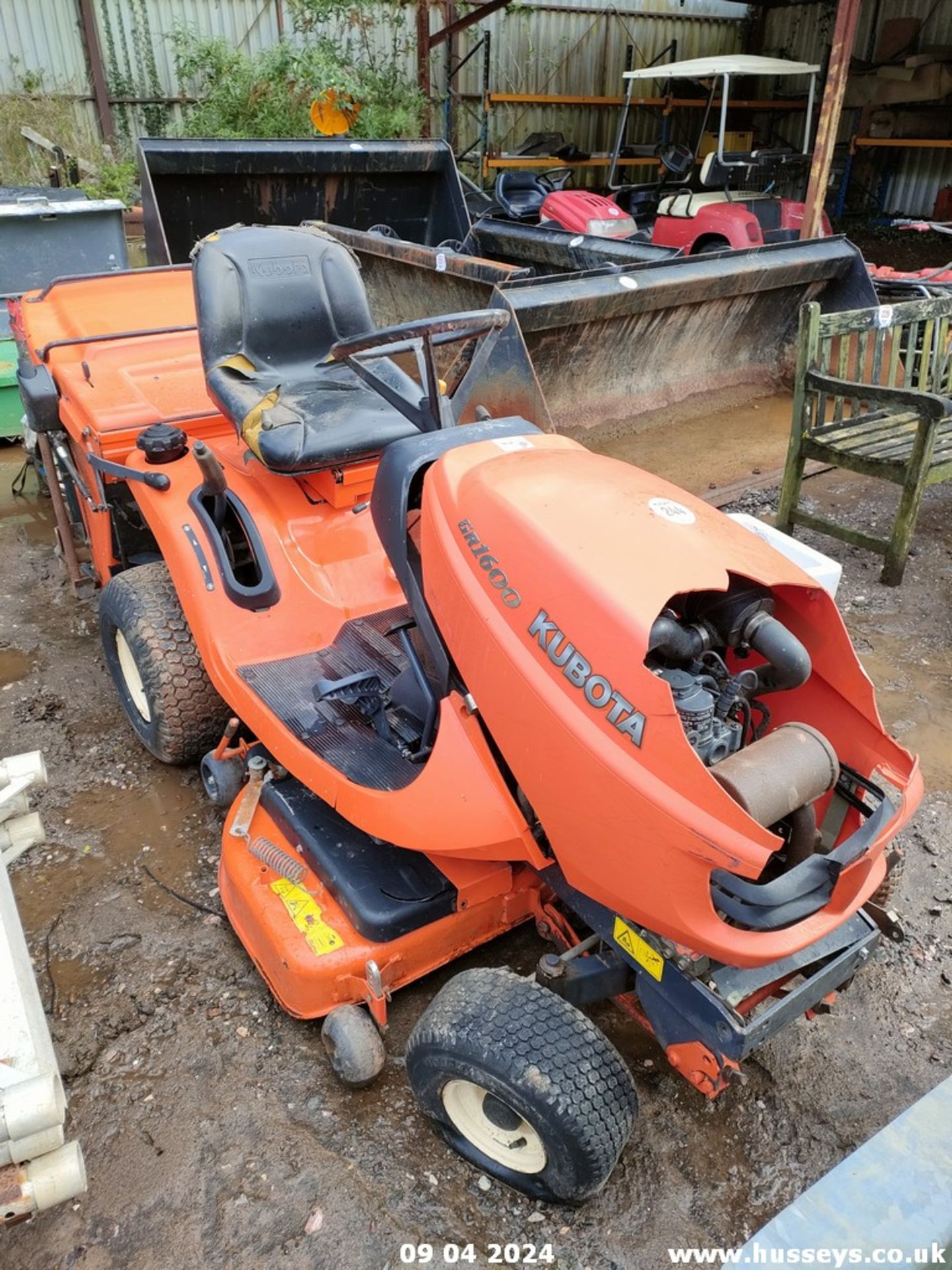 KUBOTA GR1600 RIDE ON MOWER - Image 2 of 7