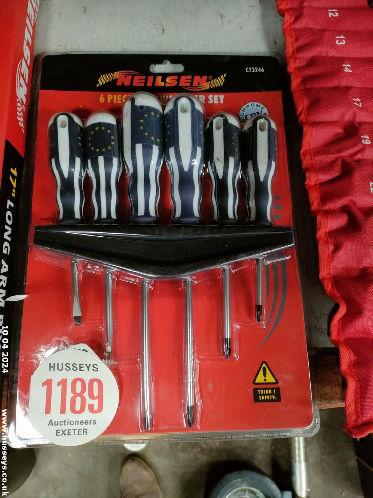 SCREWDRIVER SET