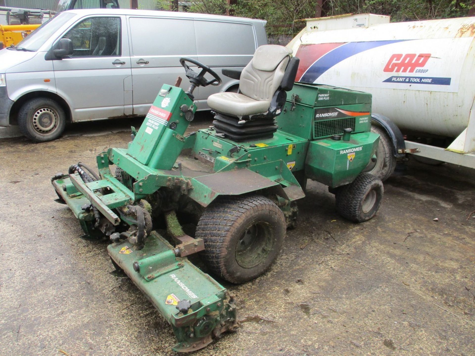 RANSOMES PARKWAY 2250 PLUS RIDE ON MOWER - Bild 3 aus 6