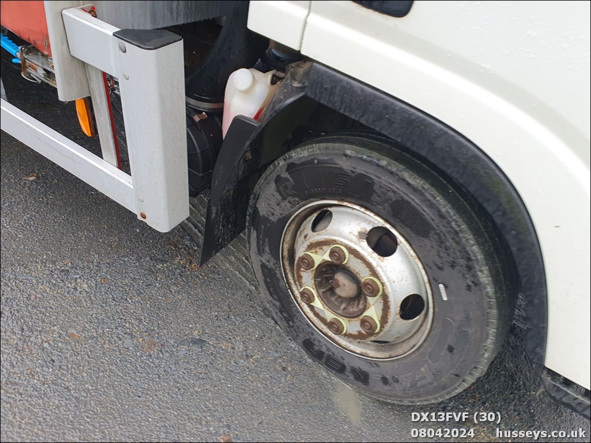 13/13 ISUZU TRUCKS FORWARD N75.190 AUTO - 5193cc 2dr (White) - Image 30 of 57