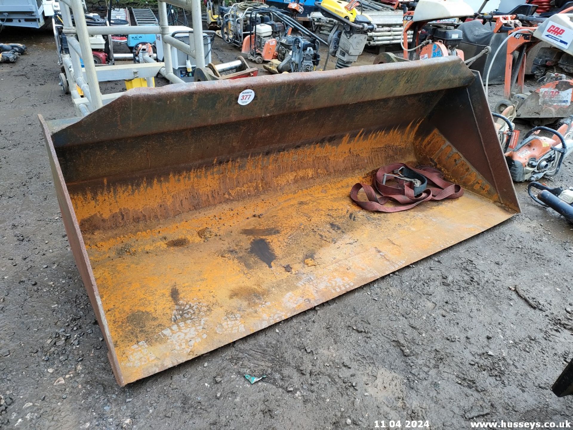 TELEHANDLER BUCKET