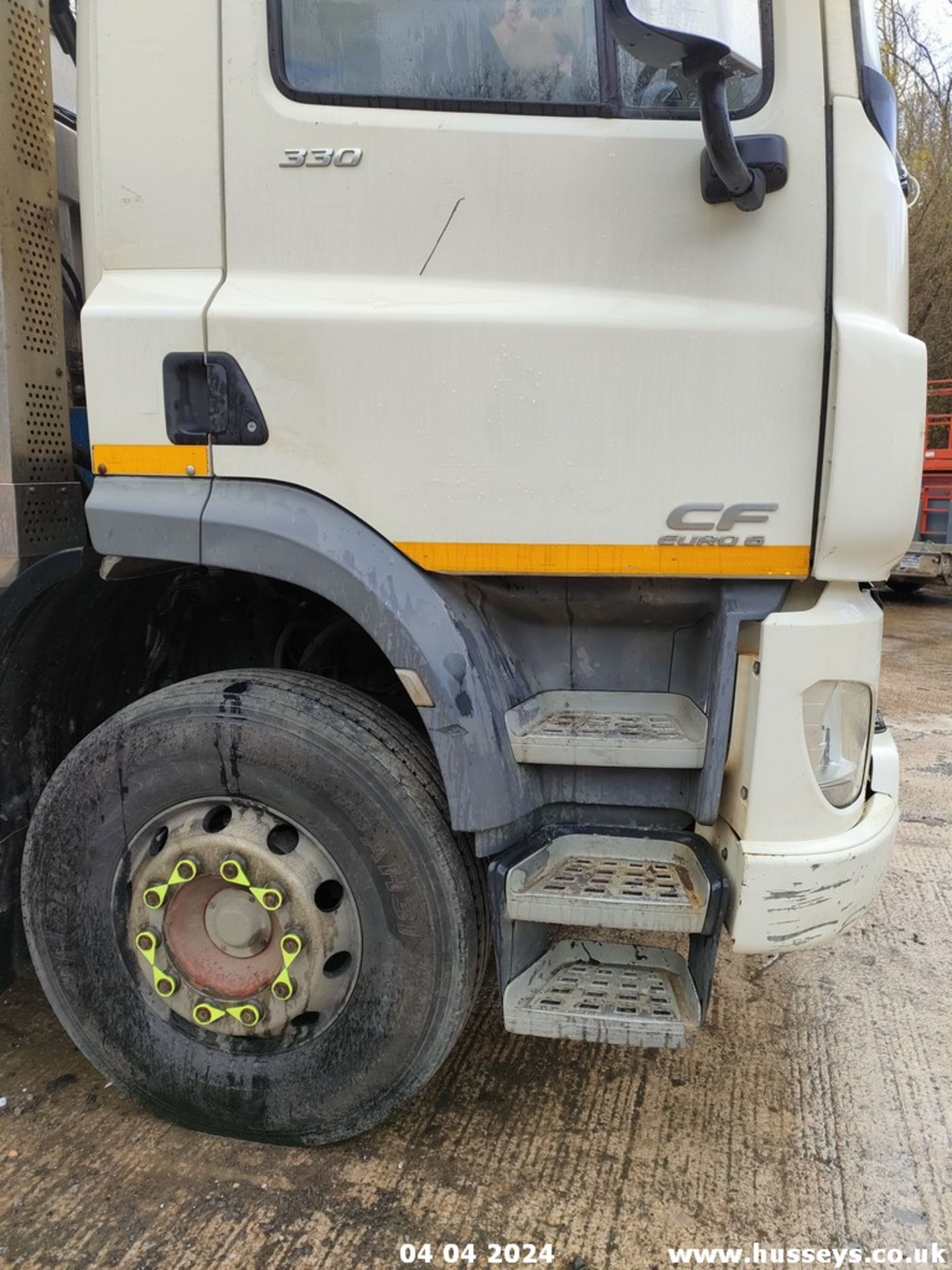 14/64 DAF TRUCKS TIPPER - 10837cc 2dr Tipper (White) - Image 5 of 33