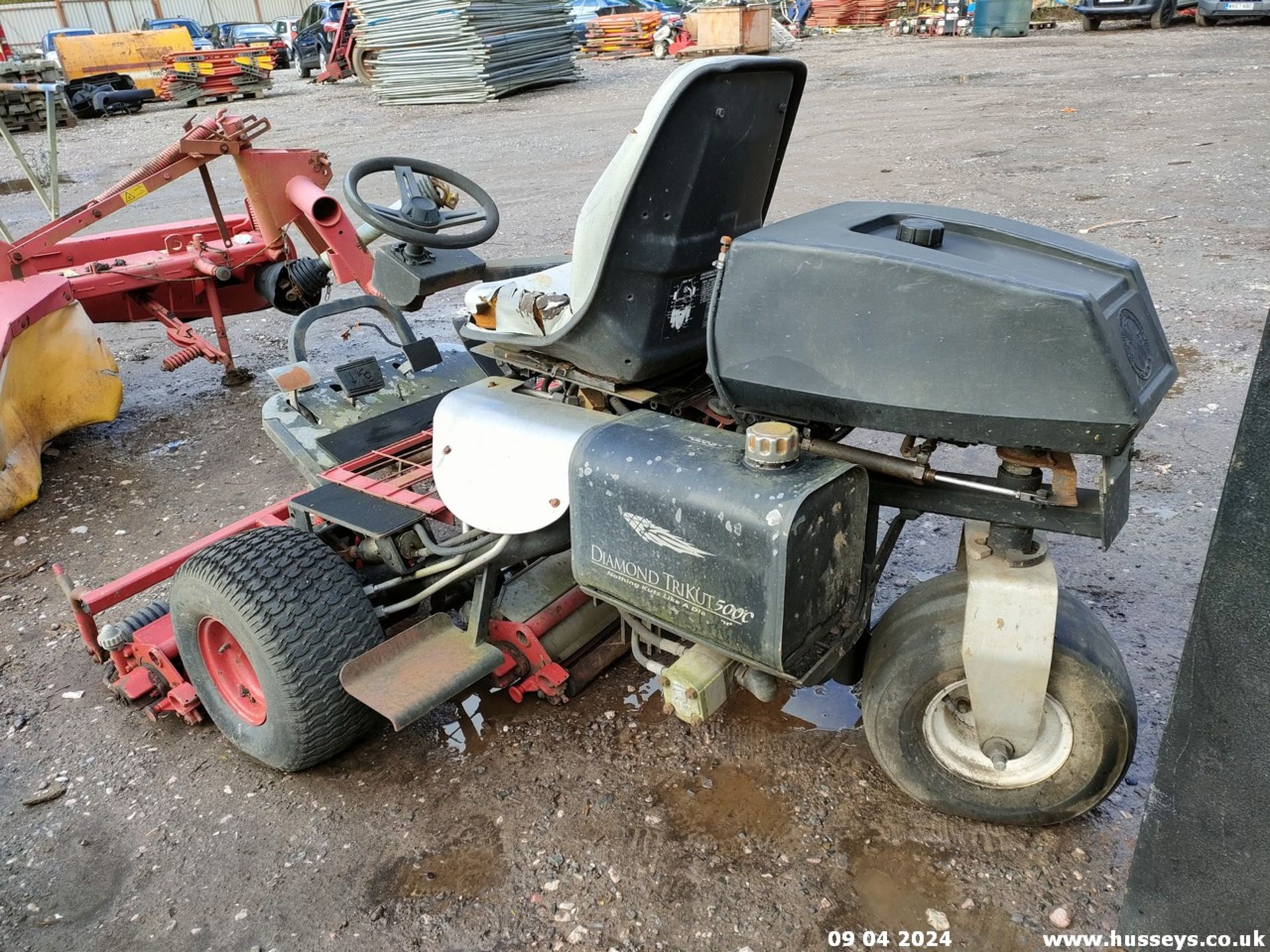 DIAMOND TRICUT MOWER - Image 4 of 7