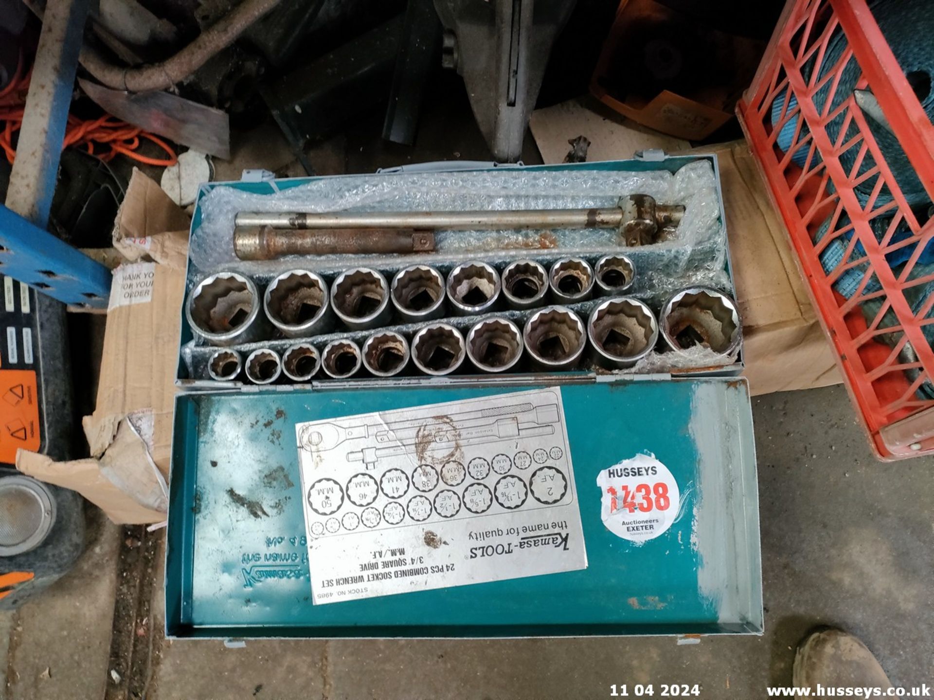 SOCKET SET