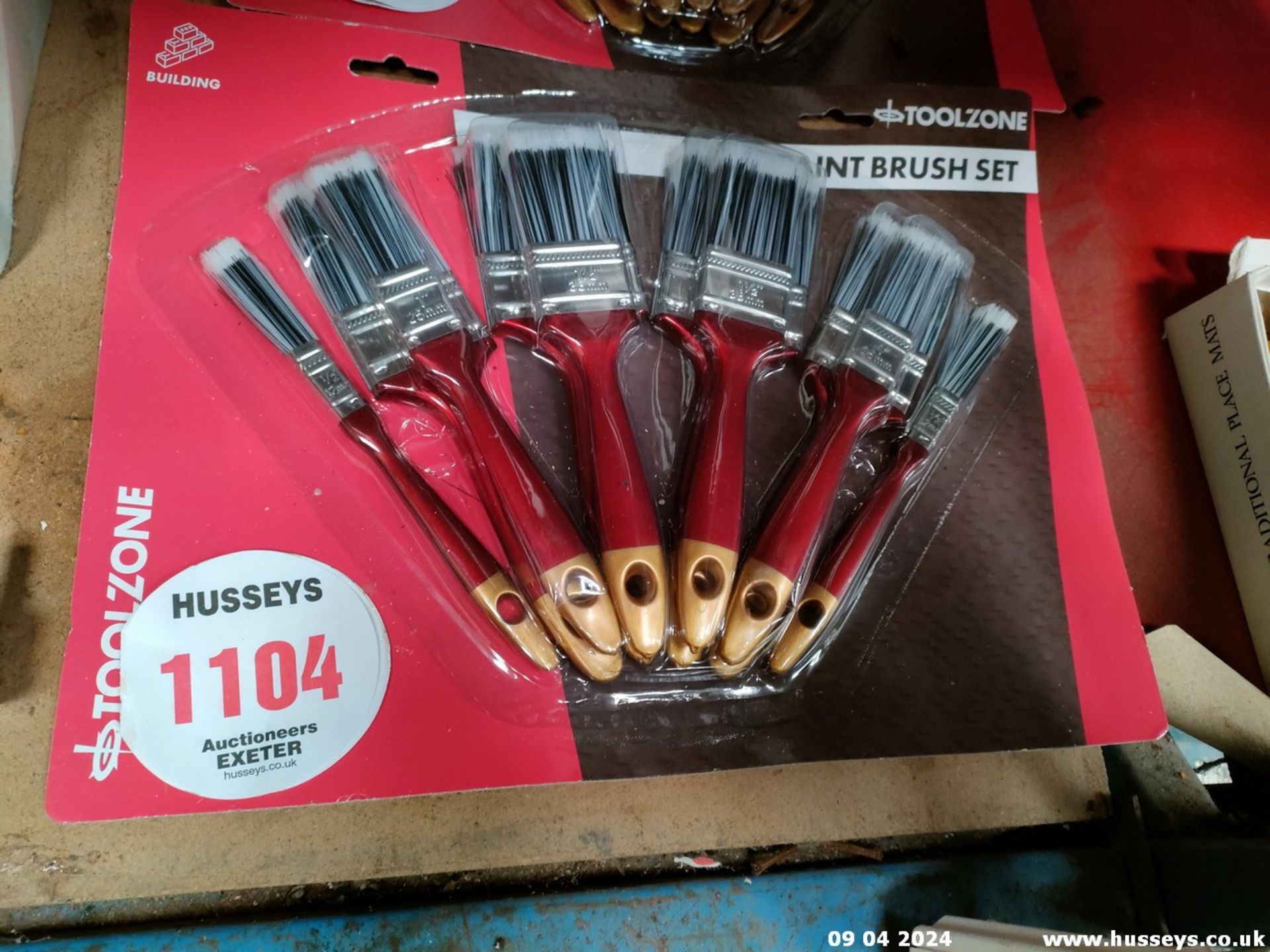 PAINT BRUSHES