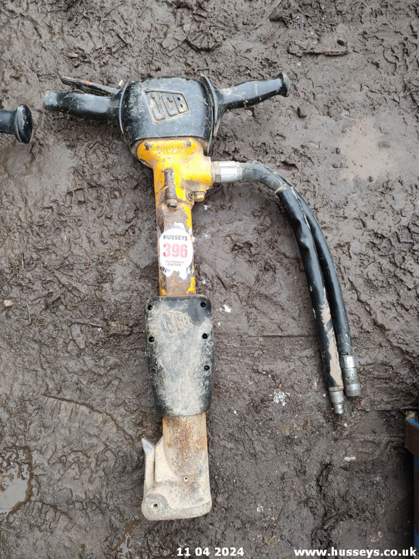 JCB HYDRAULIC BREAKER