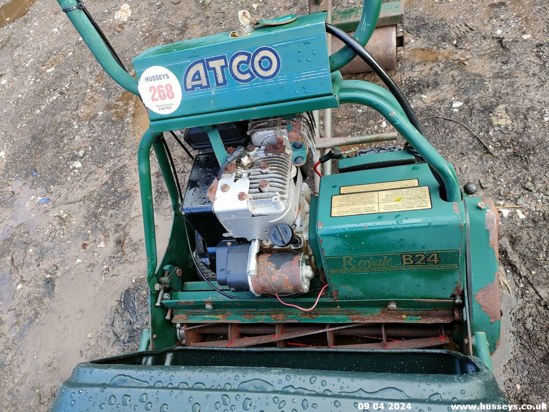 ATCO CYLINDER MOWER C.W SEAT/ROLLER - Image 4 of 4