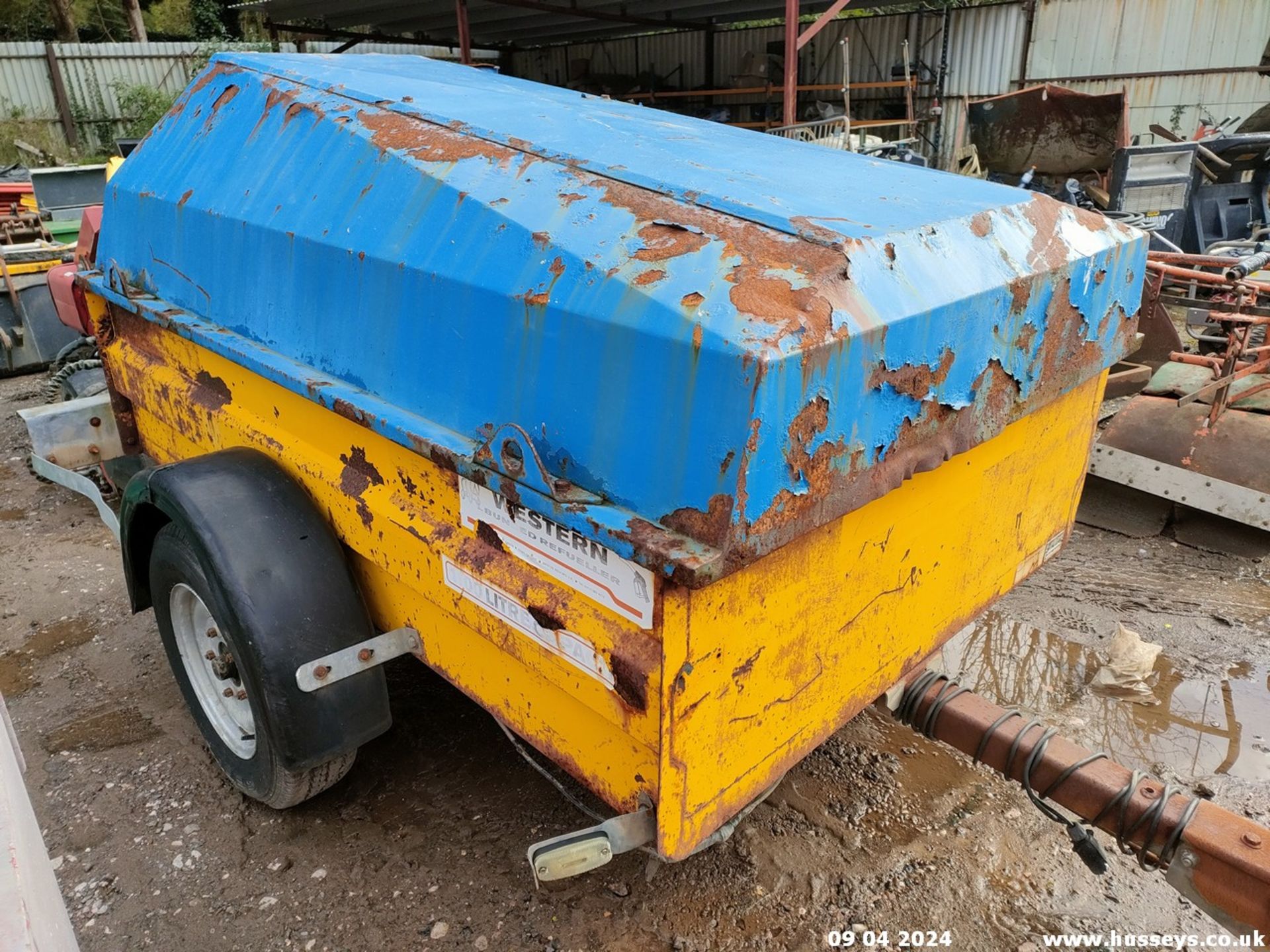 WESTERN 1100 LITRE DIESEL BOWSER - Image 2 of 5