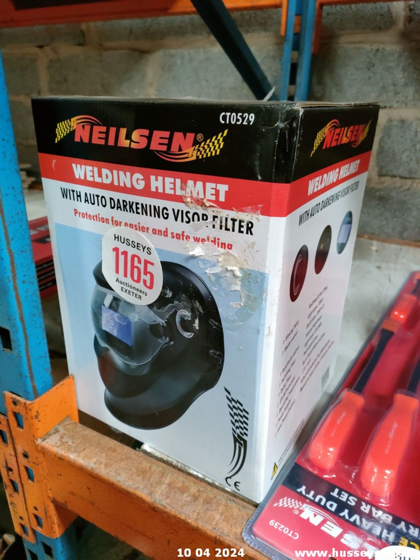 WELDING HELMET