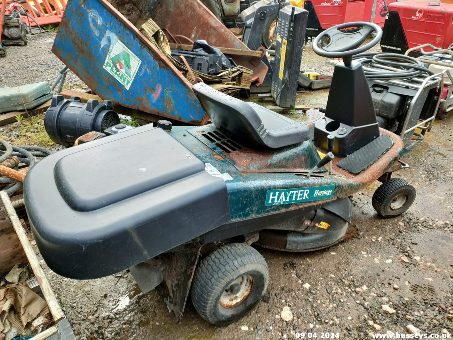 HAYTER RIDE ON MOWER - Image 3 of 6