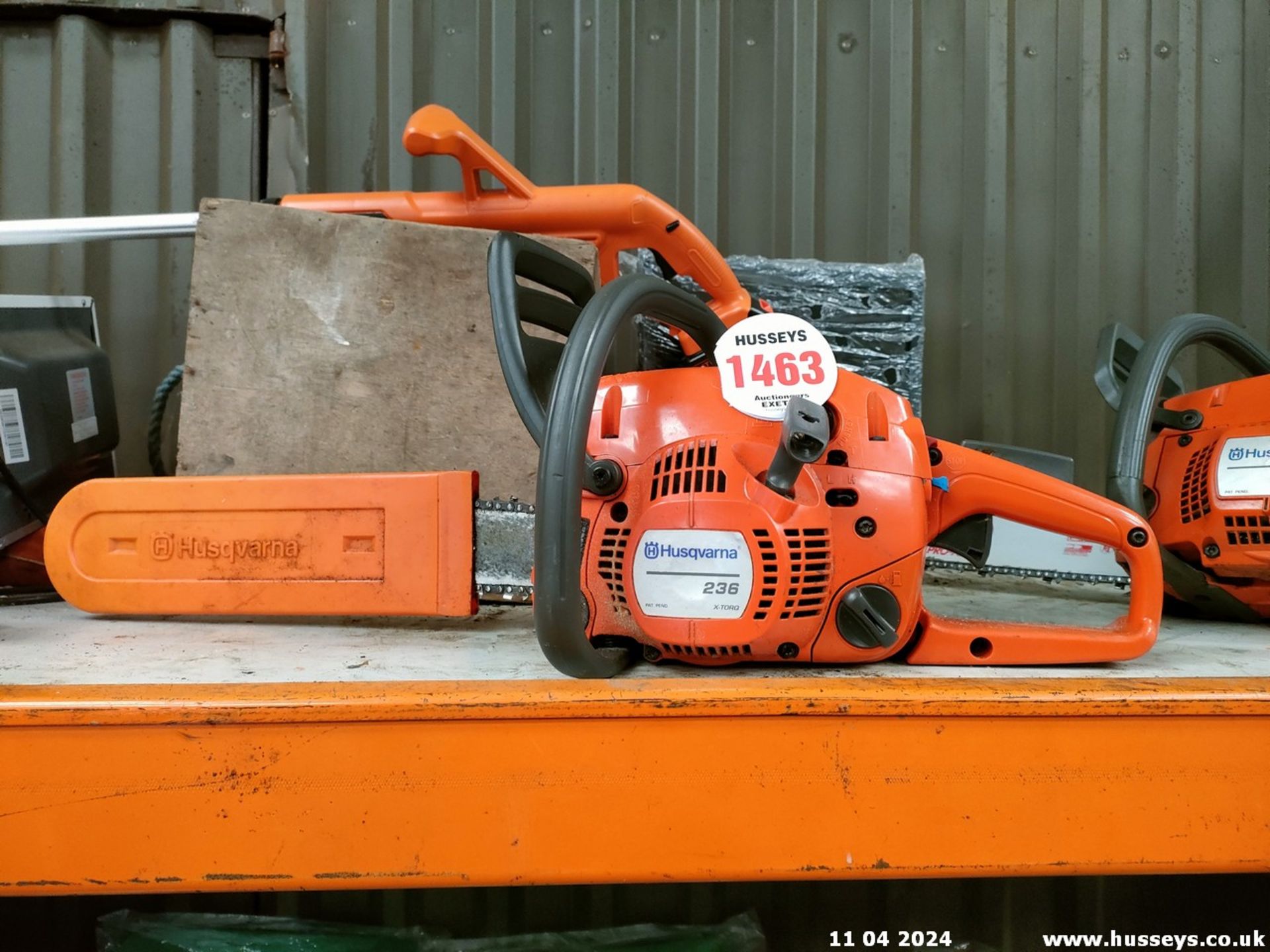 HUSQVARNA 236 CHAINSAW