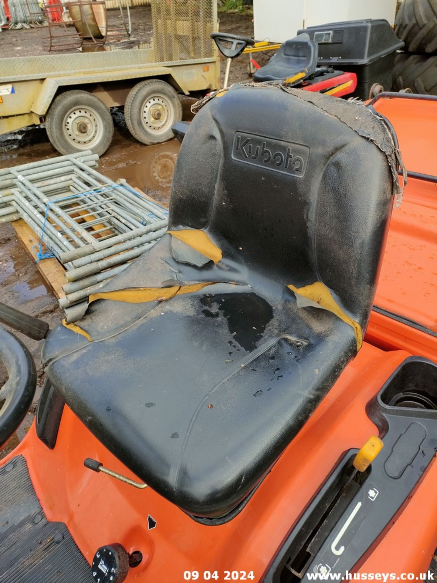 KUBOTA GR1600 RIDE ON MOWER - Image 5 of 7