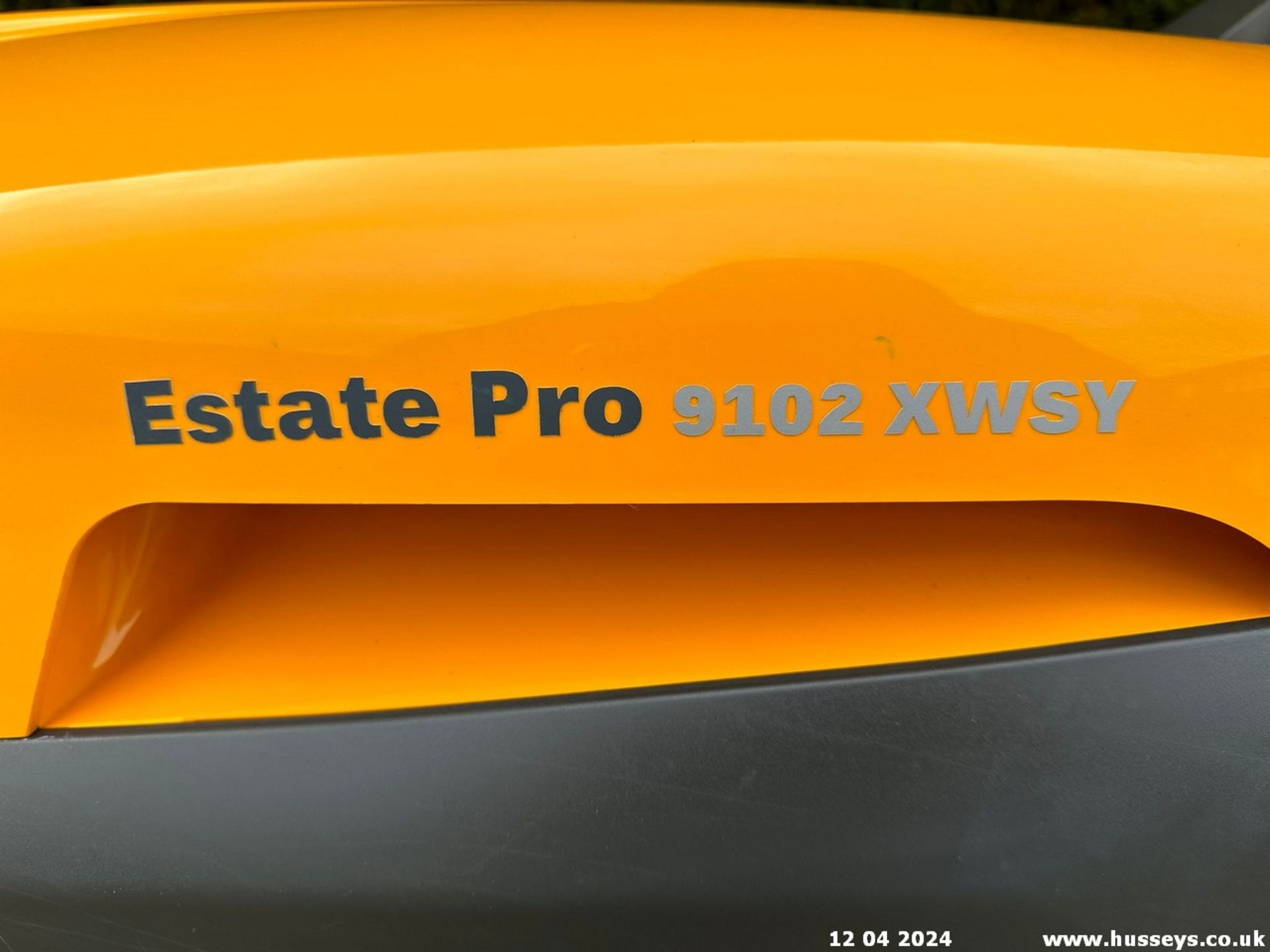 STIGA ESTATE PRO 9102 XWSY 4WD RIDE ON MOWER - Image 12 of 12