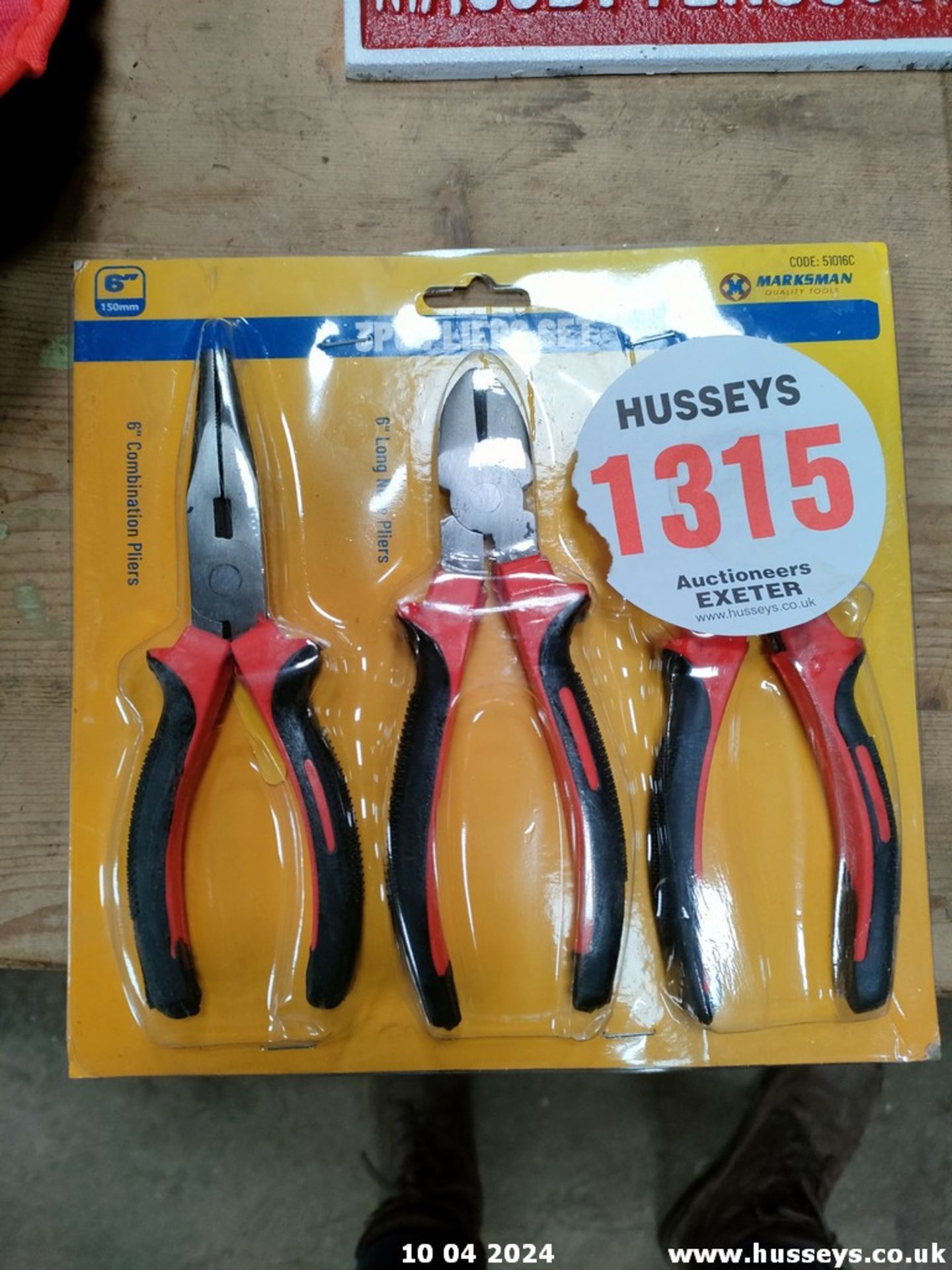 PLIER SET