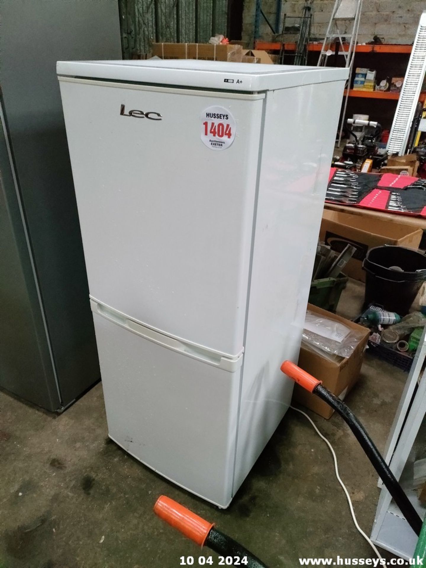 LEC FRIDGE FREEZER (STRAIGHT FROM A HOUSE CLEARANCE)
